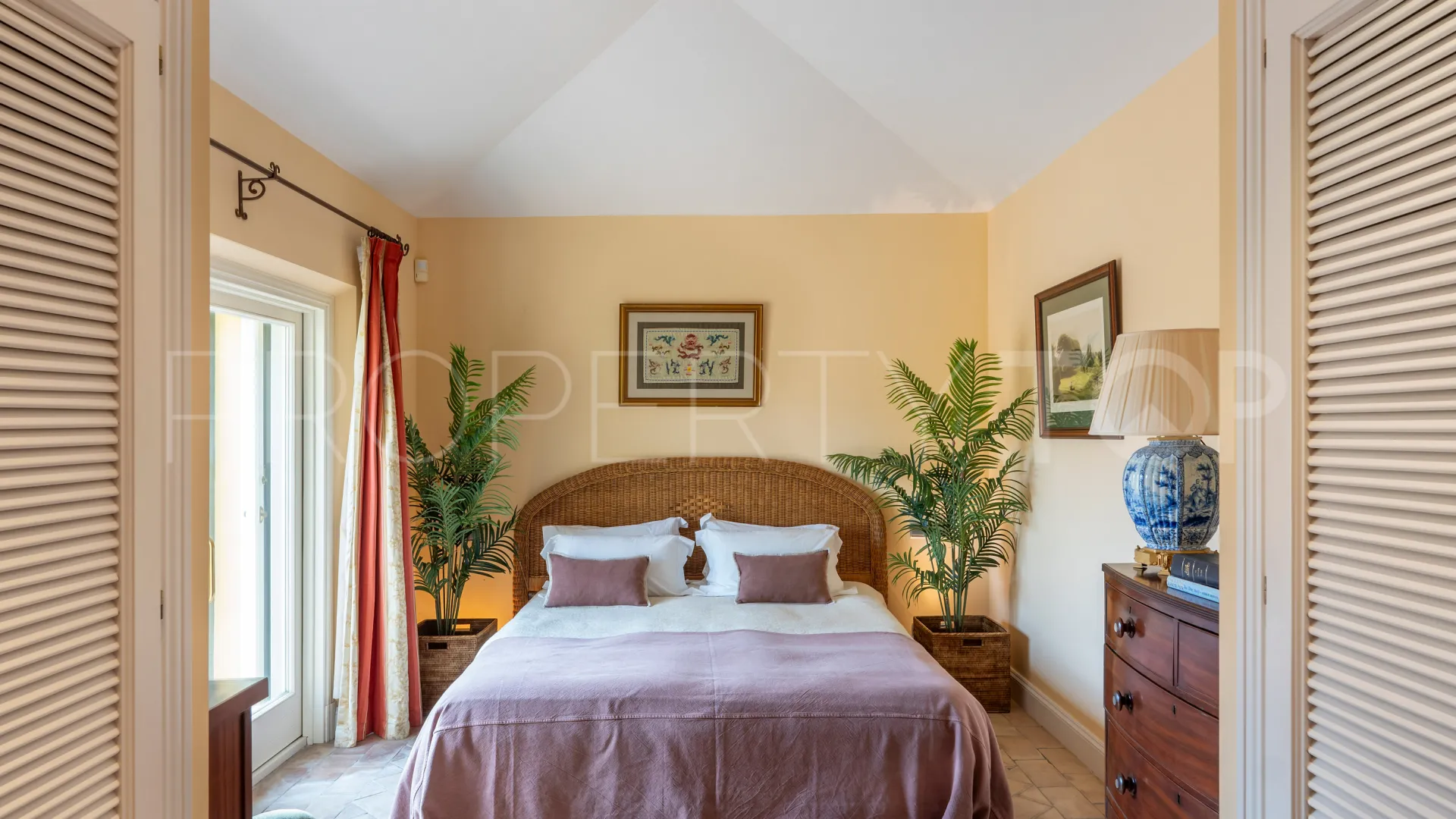 For sale Sotogrande Alto Central 6 bedrooms villa