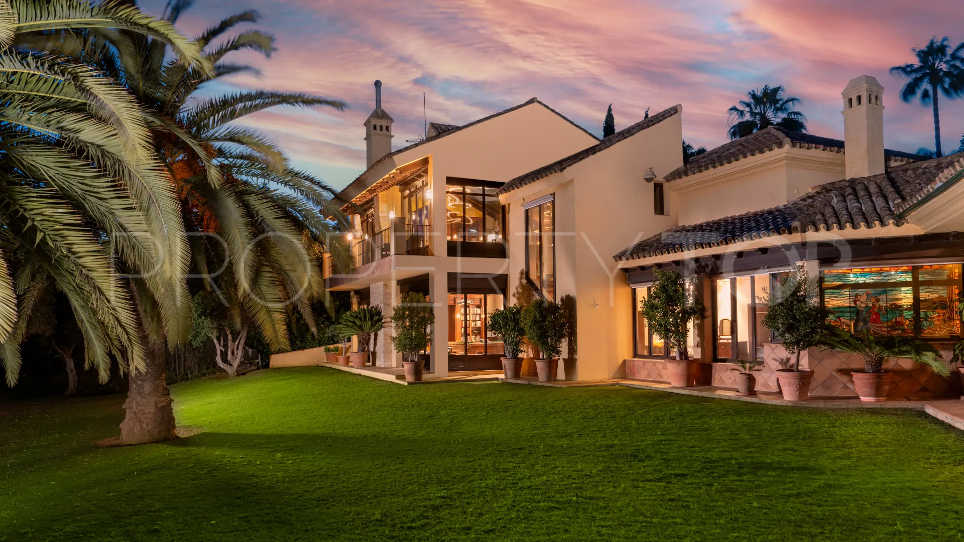 For sale Sotogrande Alto Central 6 bedrooms villa
