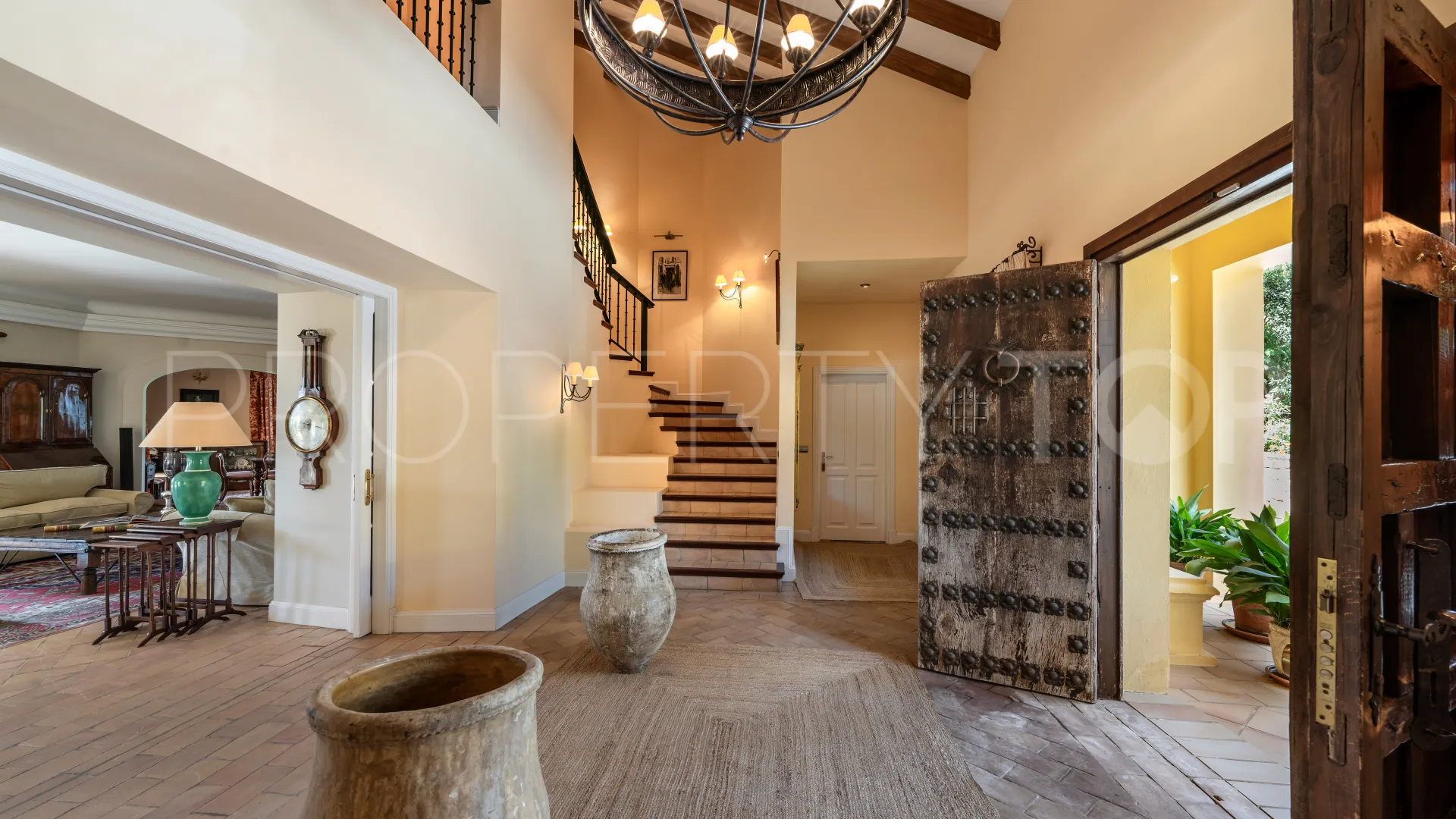 For sale Sotogrande Alto Central 6 bedrooms villa
