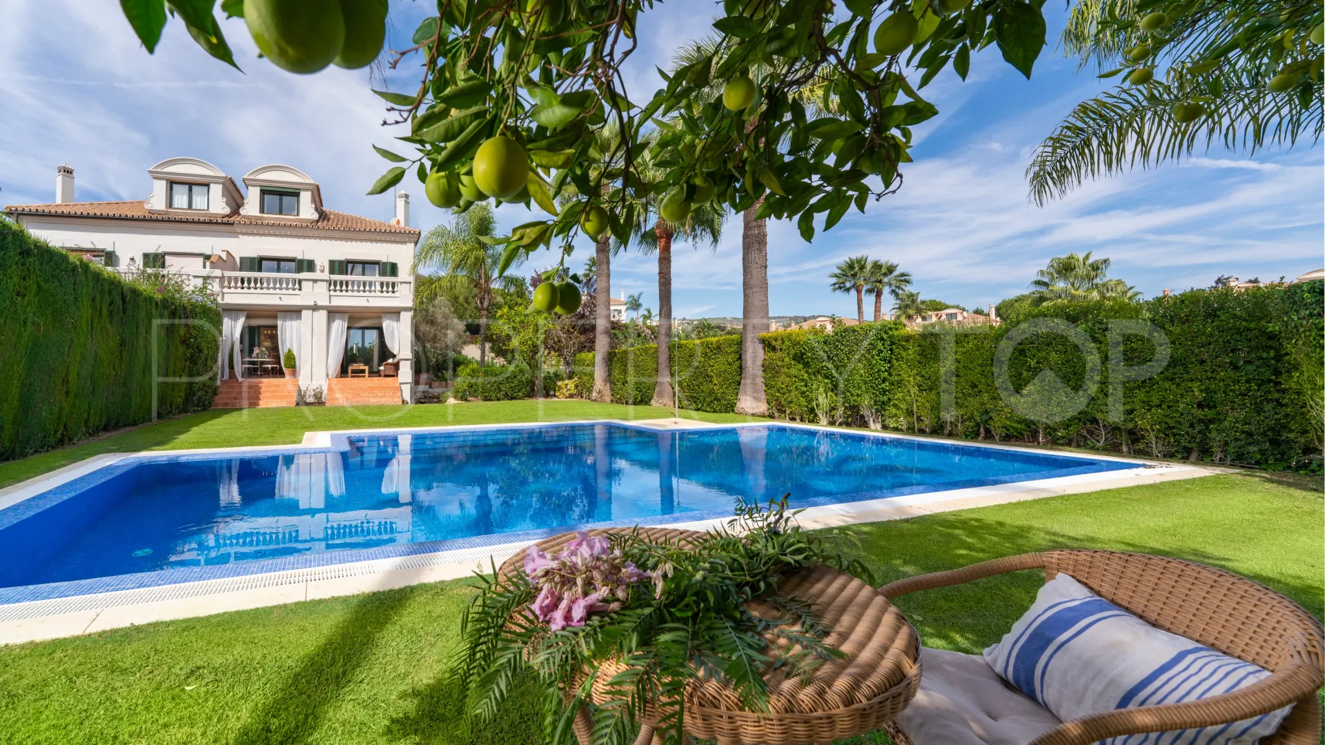 Pareado con 5 dormitorios en venta en Sotogolf