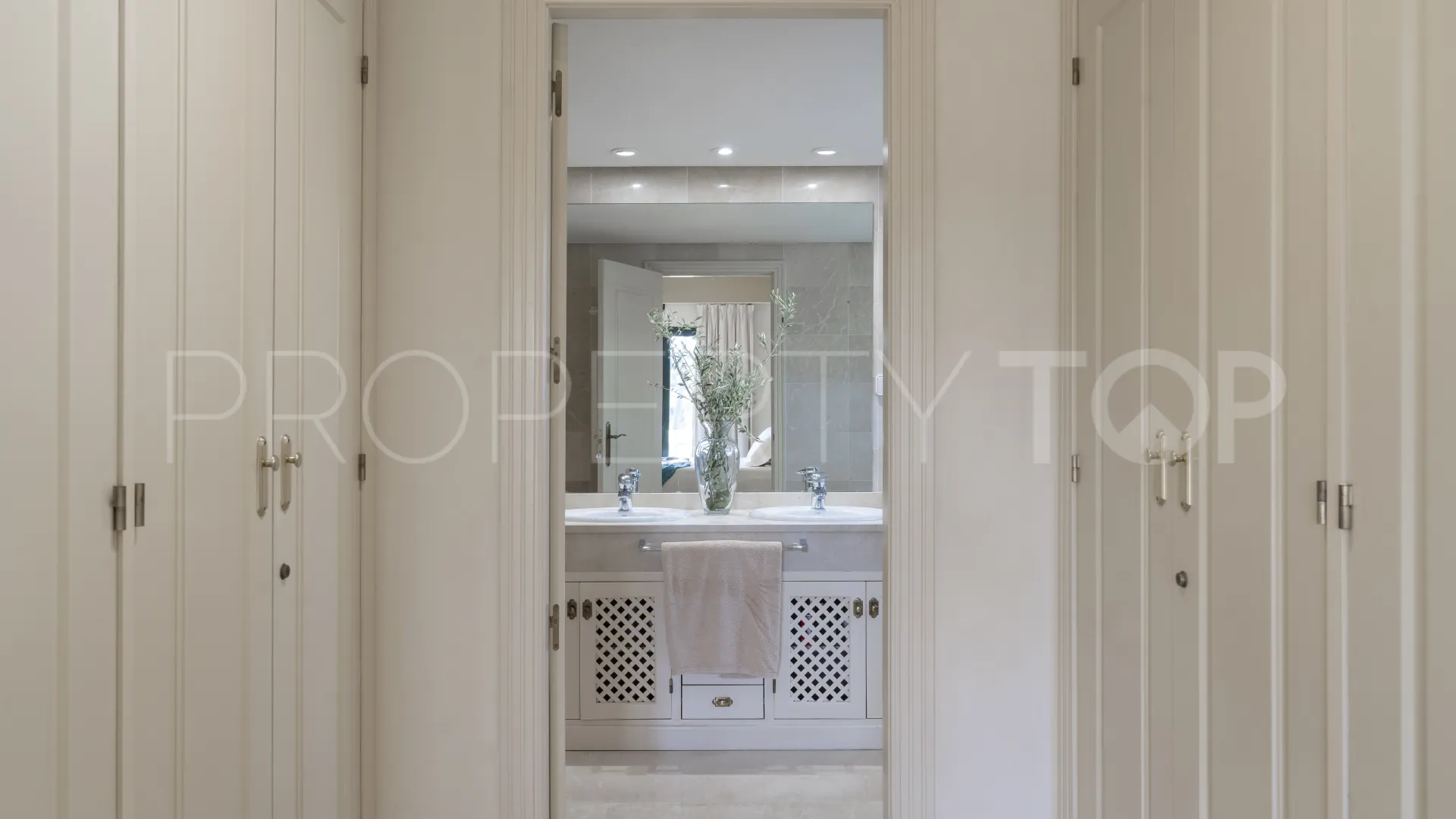 Pareado con 5 dormitorios en venta en Sotogolf