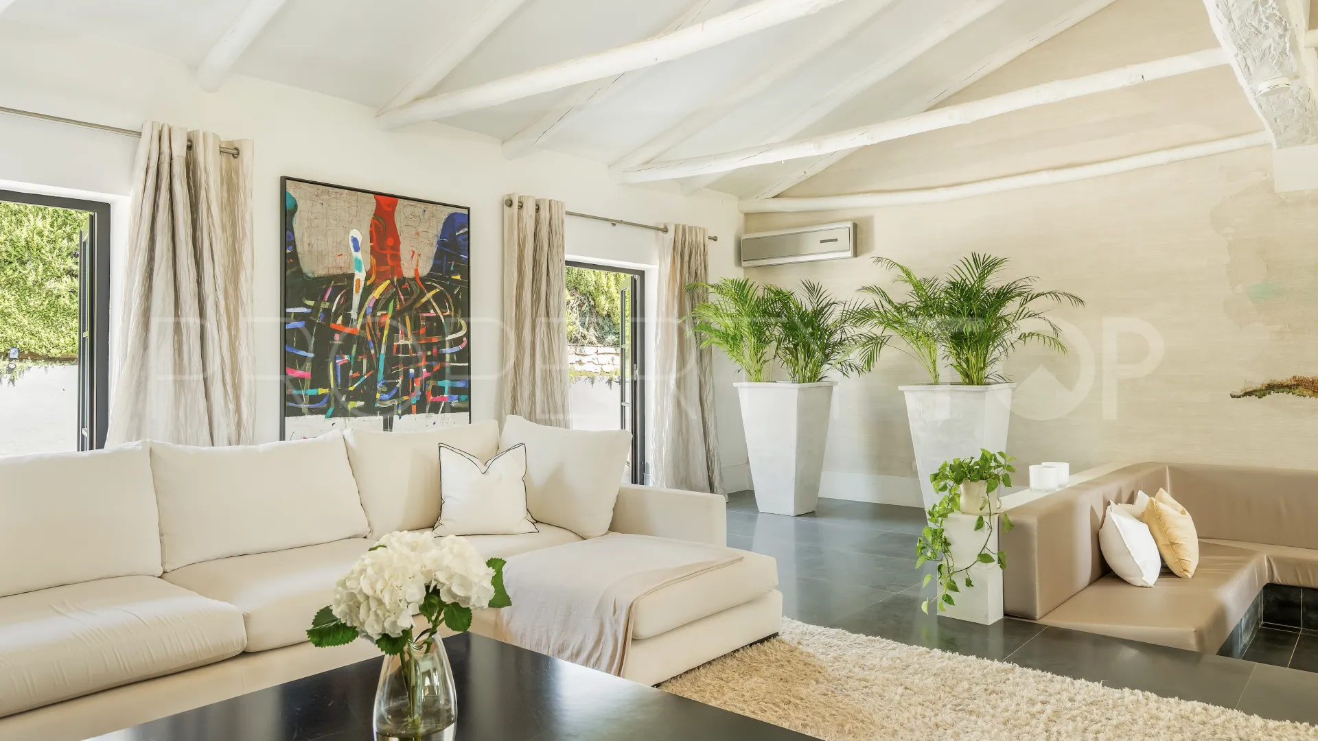 Paraiso Alto villa for sale