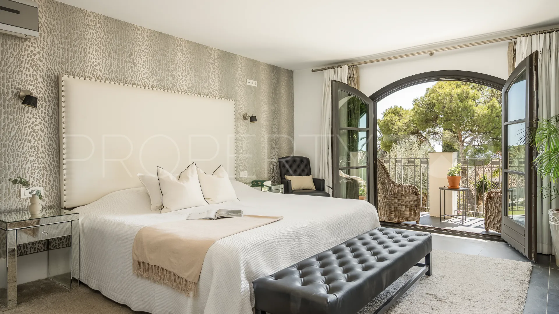Paraiso Alto villa for sale