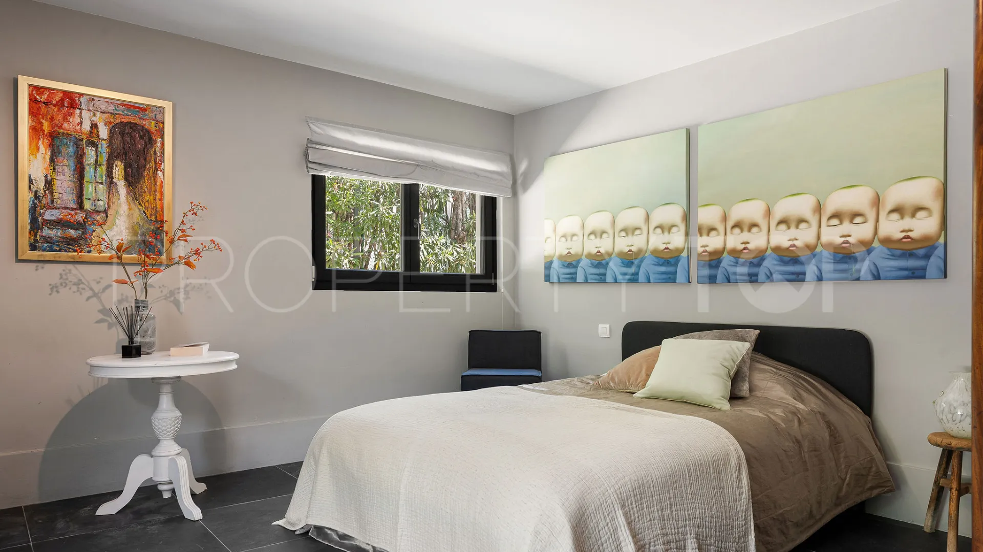 Buy villa in Paraiso Alto