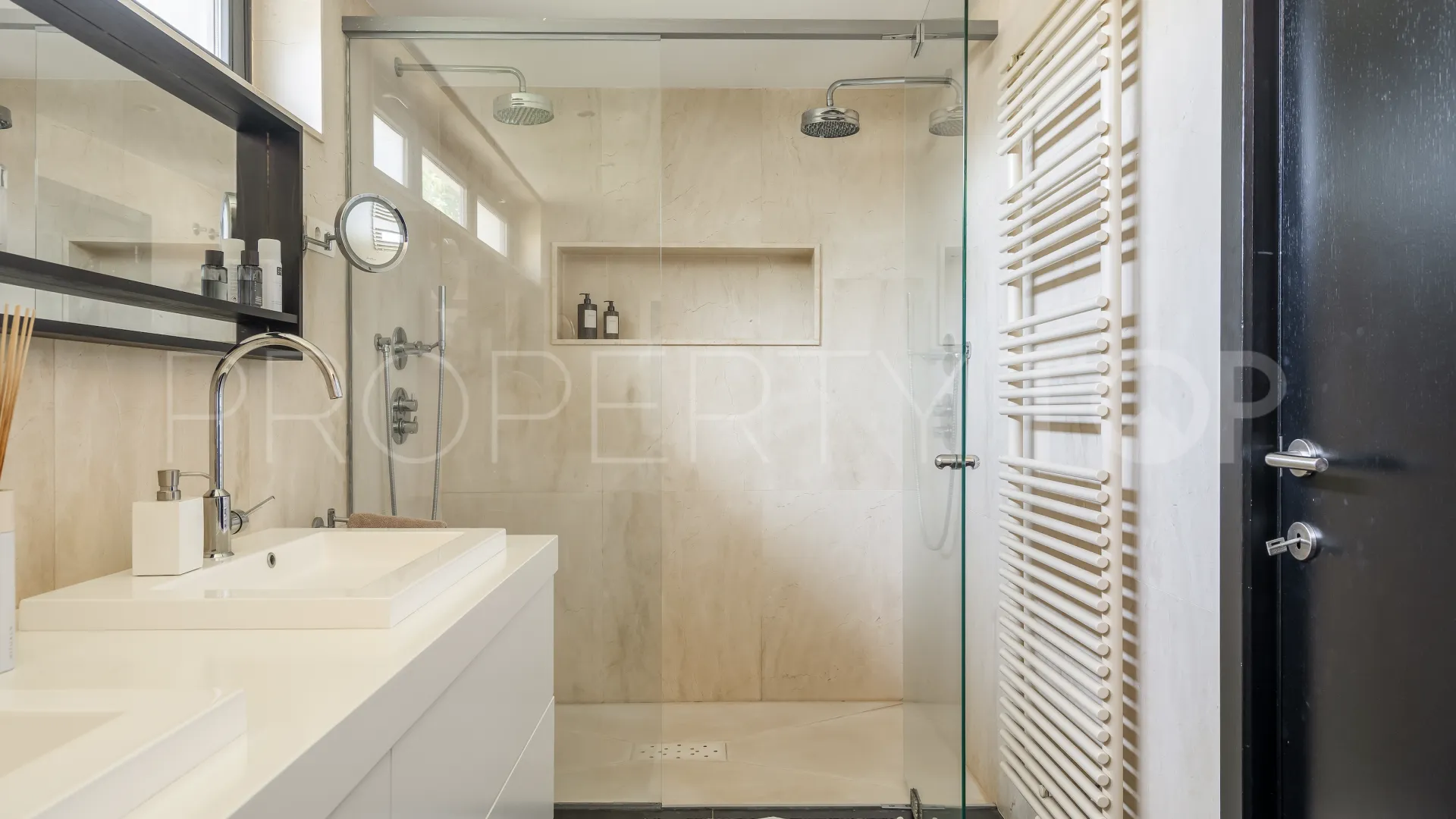 Paraiso Alto villa for sale