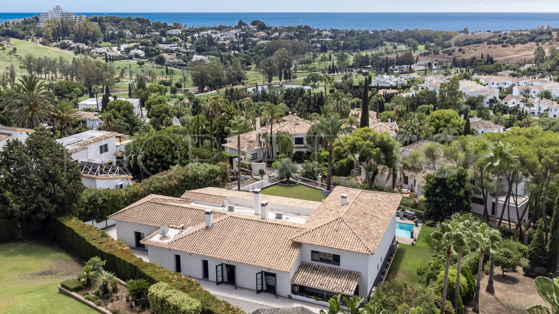 Paraiso Alto villa for sale