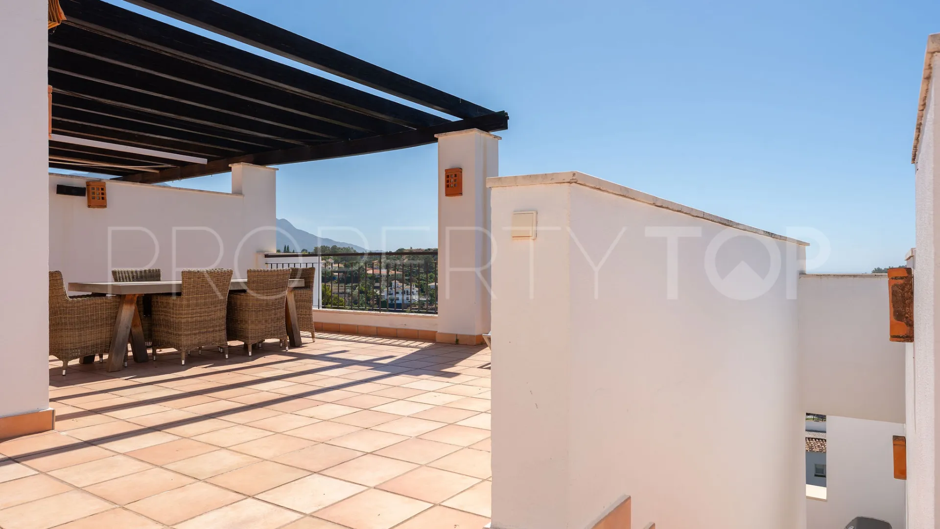 For sale penthouse in La Quinta Suites