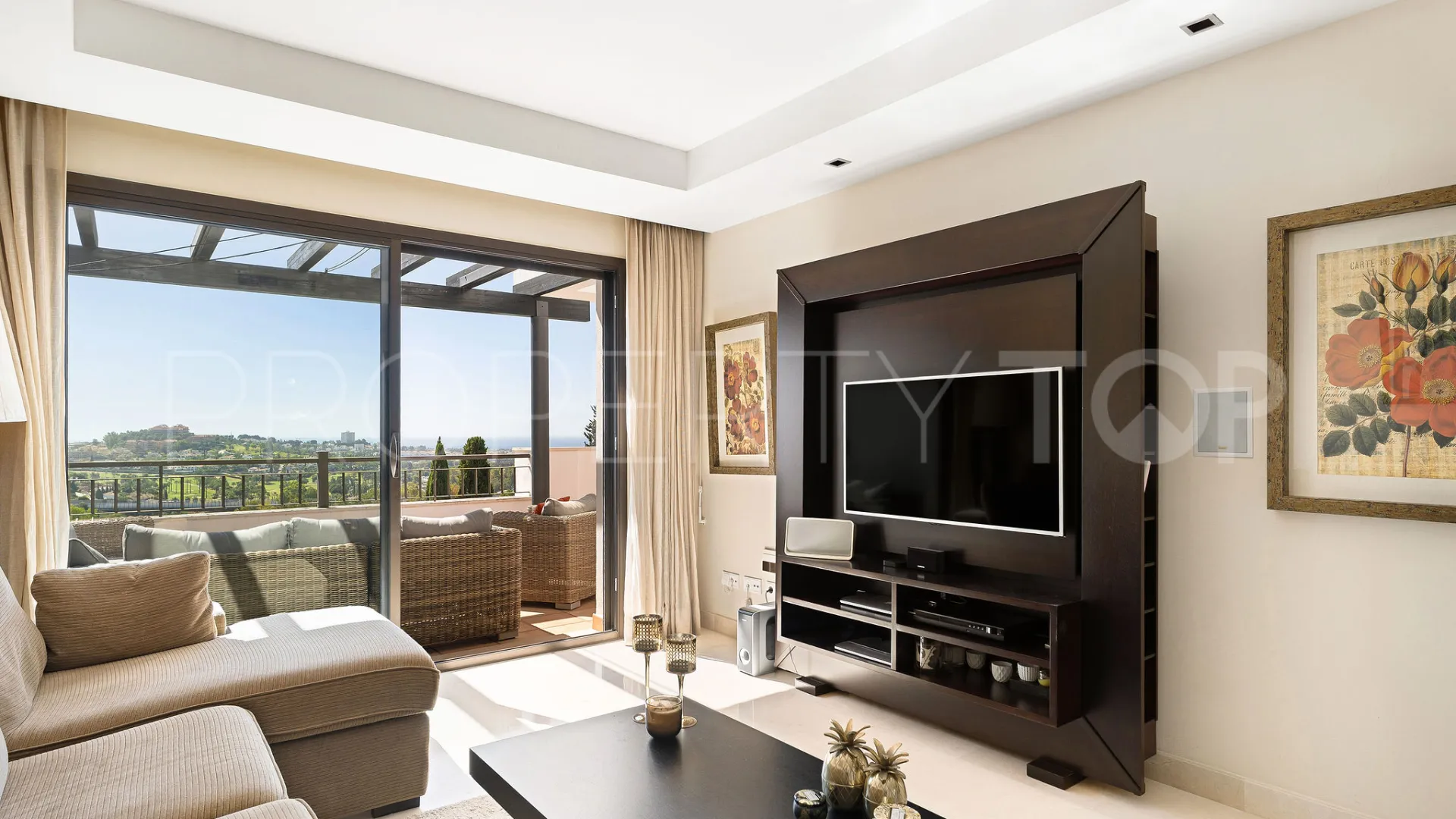 For sale penthouse in La Quinta Suites