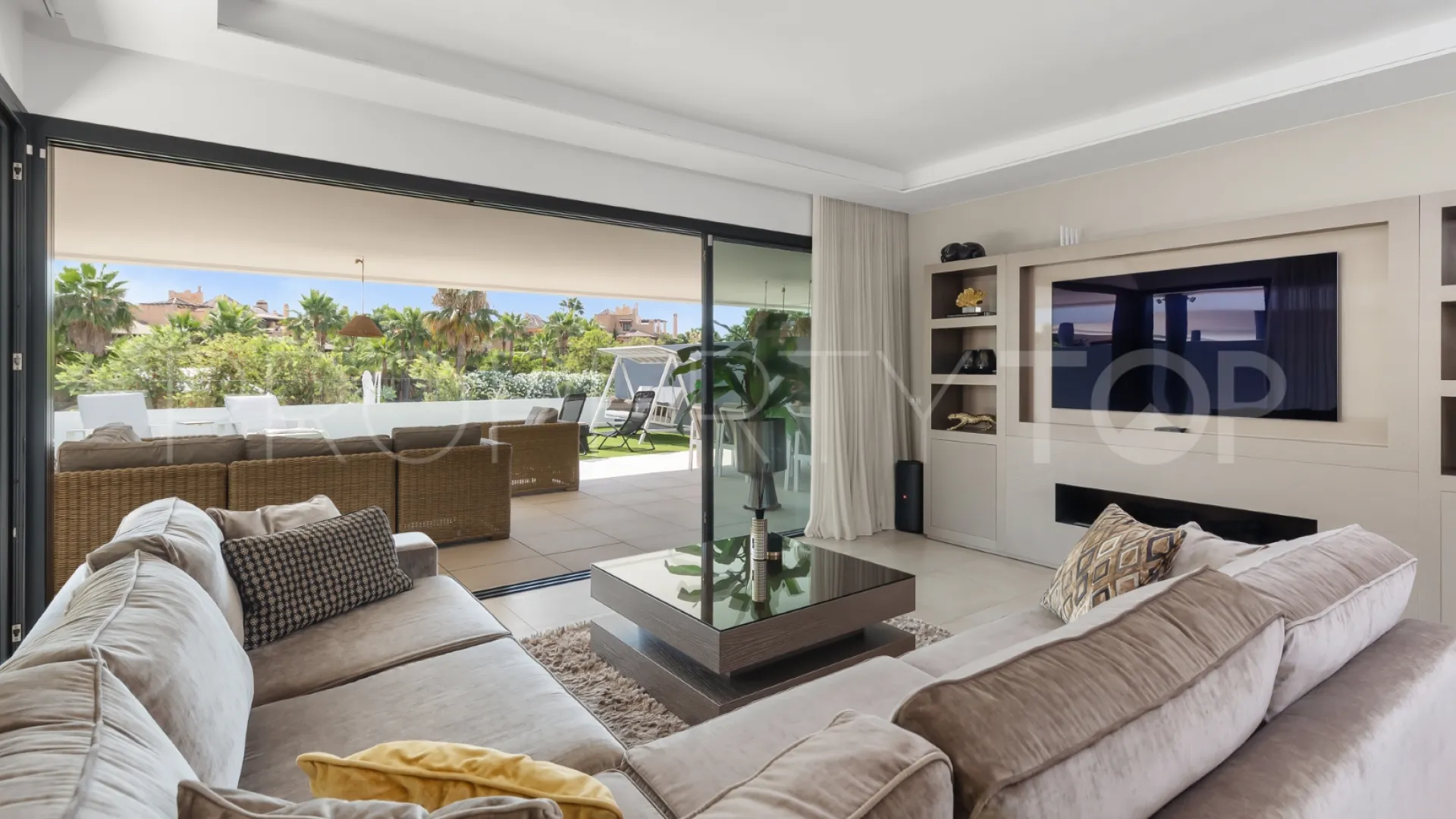 Ground floor apartment for sale in El Campanario Hills with 3 bedrooms