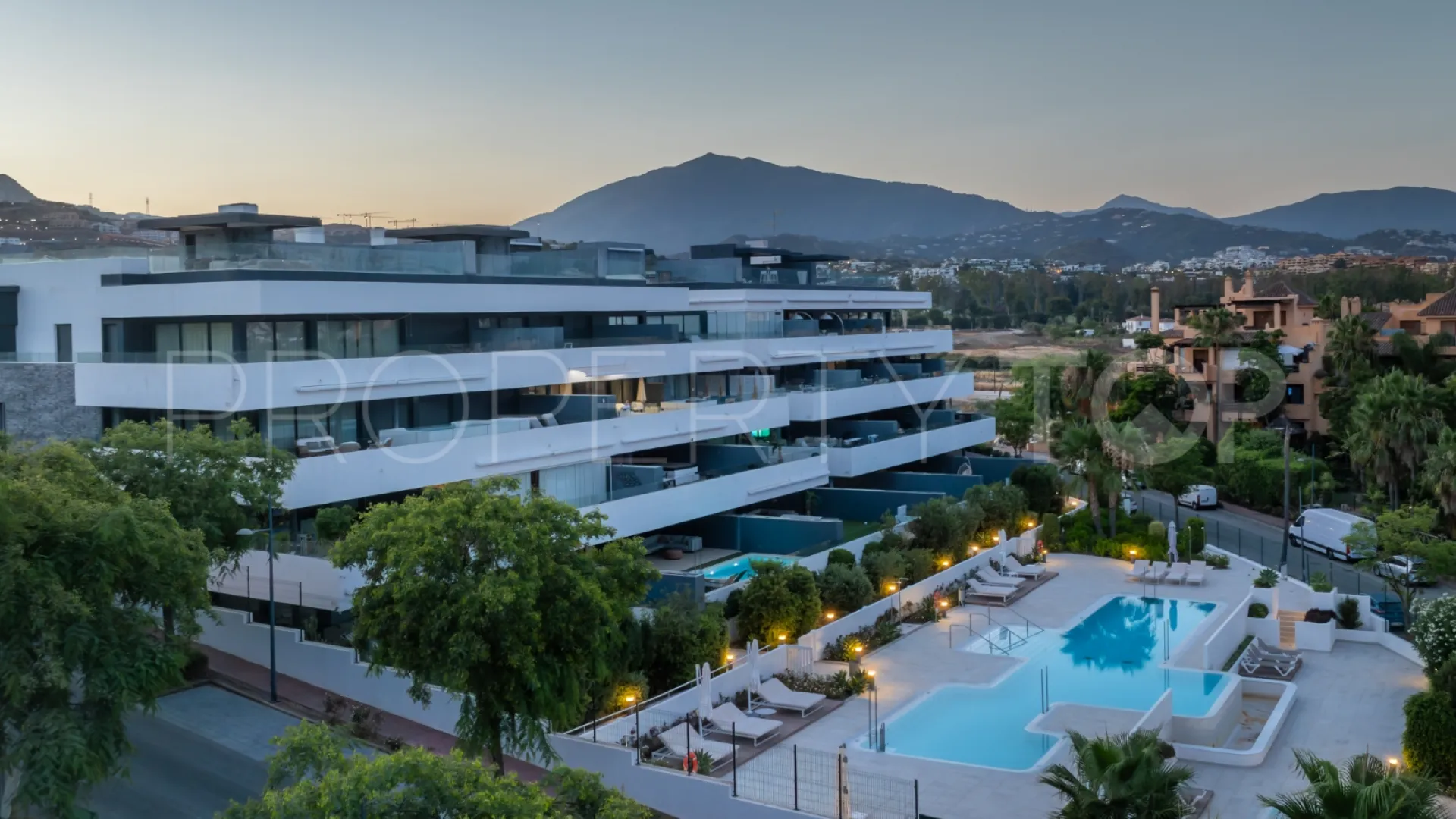 Ground floor apartment for sale in El Campanario Hills with 3 bedrooms