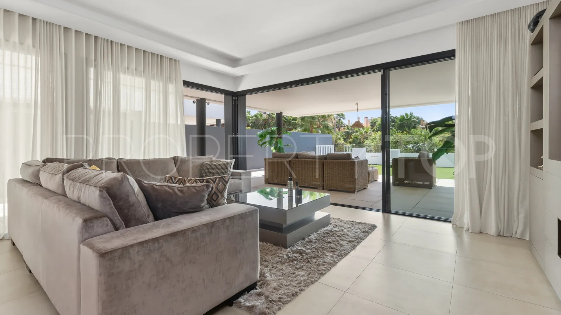 Ground floor apartment for sale in El Campanario Hills with 3 bedrooms