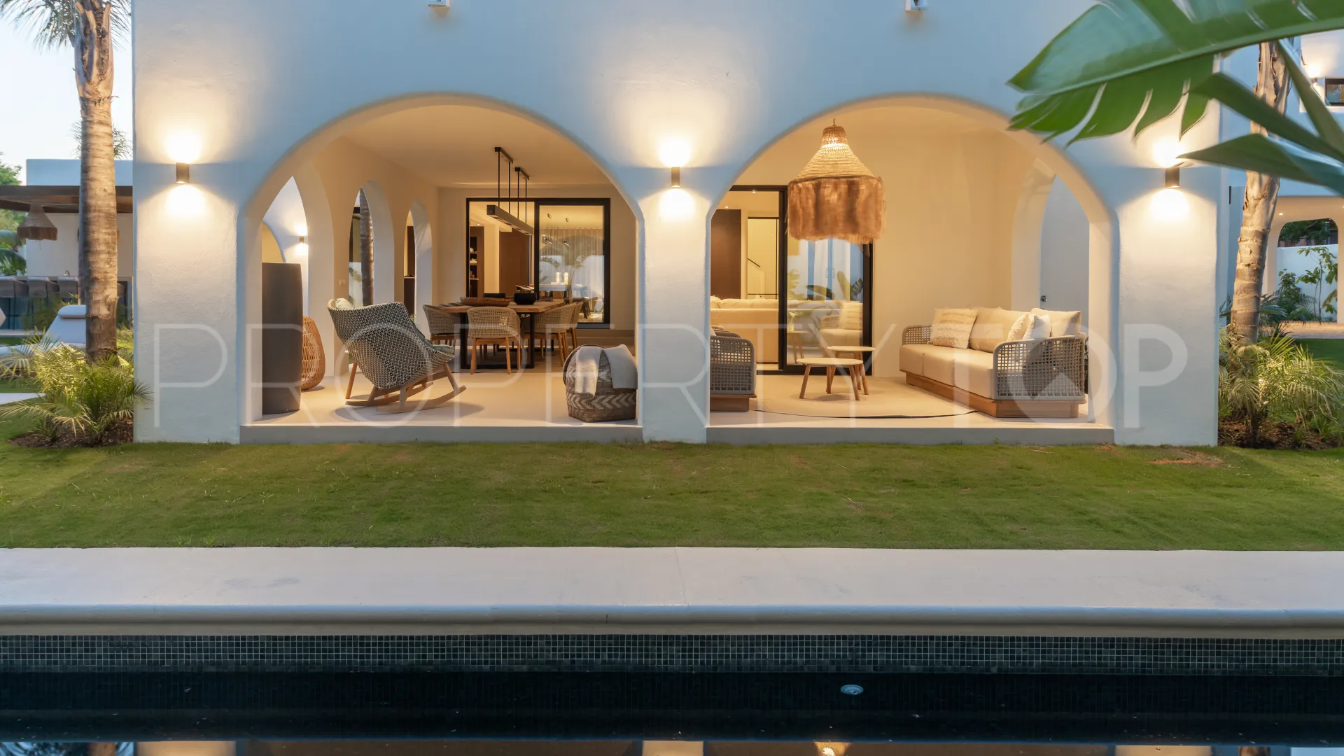 Casasola 5 bedrooms villa for sale