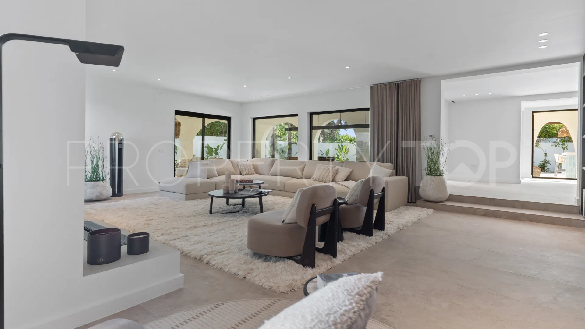 Casasola 5 bedrooms villa for sale