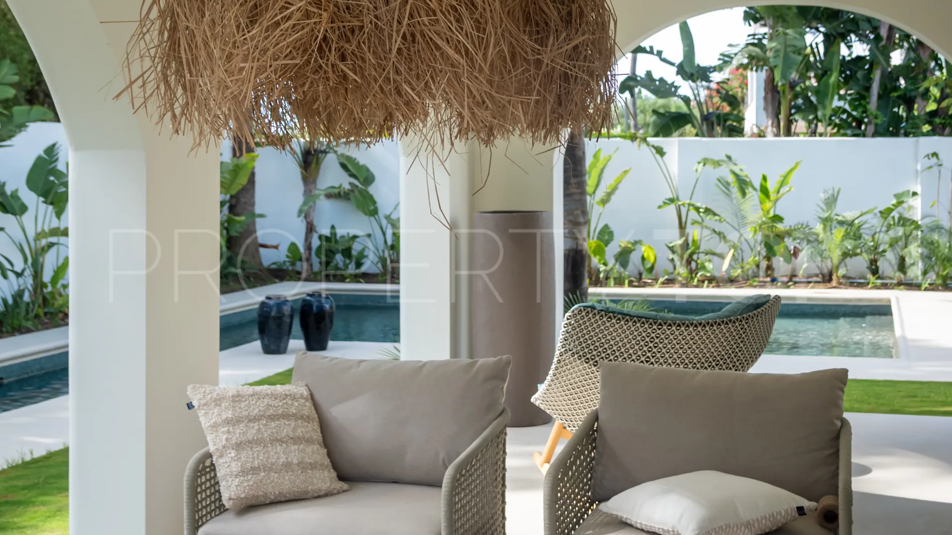 Casasola 5 bedrooms villa for sale