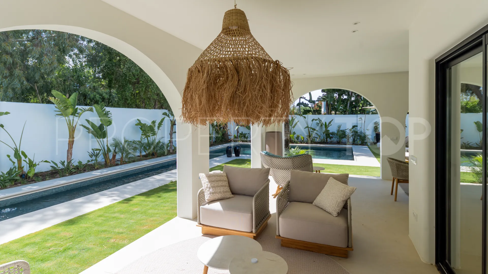 Casasola 5 bedrooms villa for sale