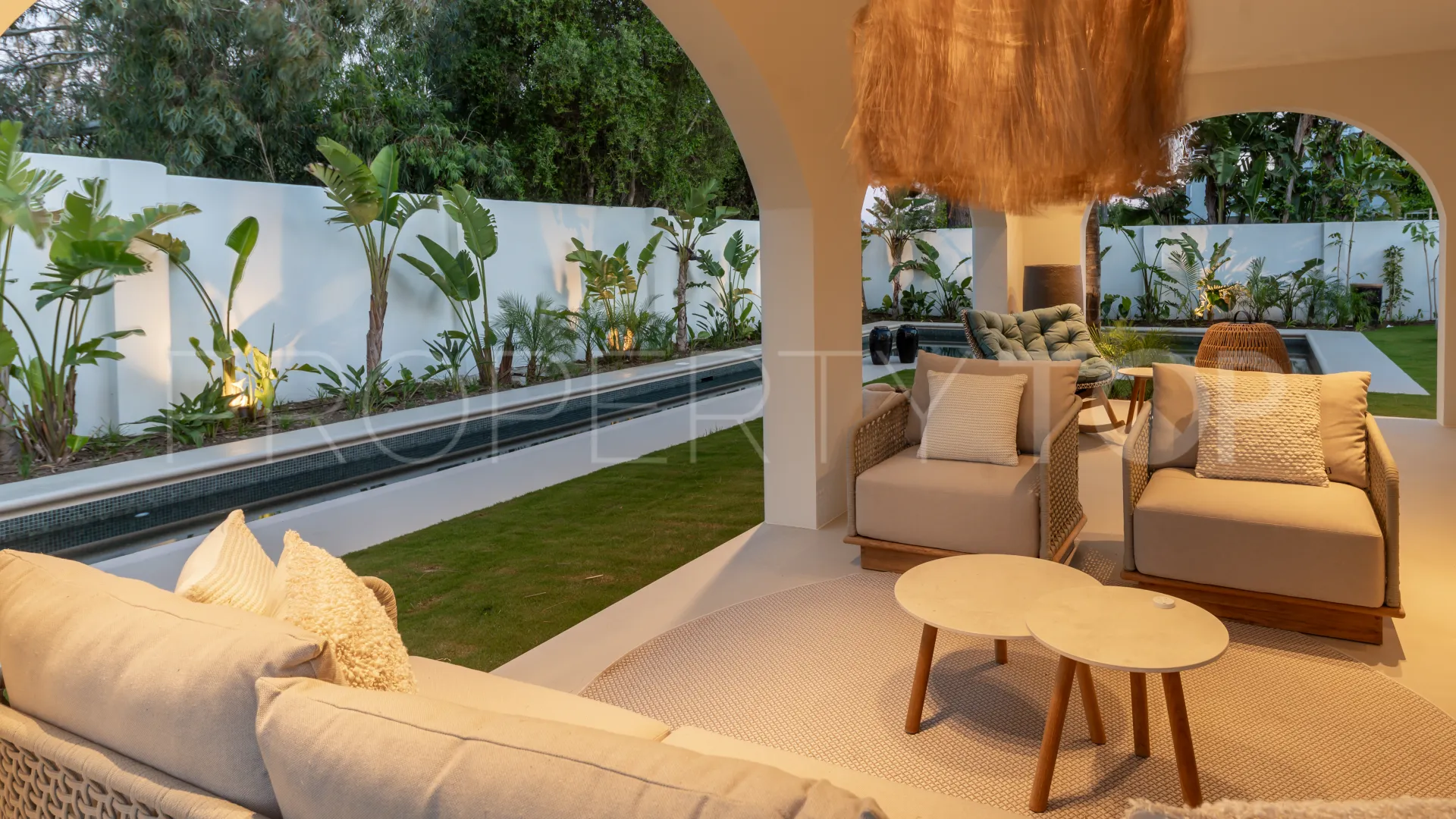 Casasola 5 bedrooms villa for sale