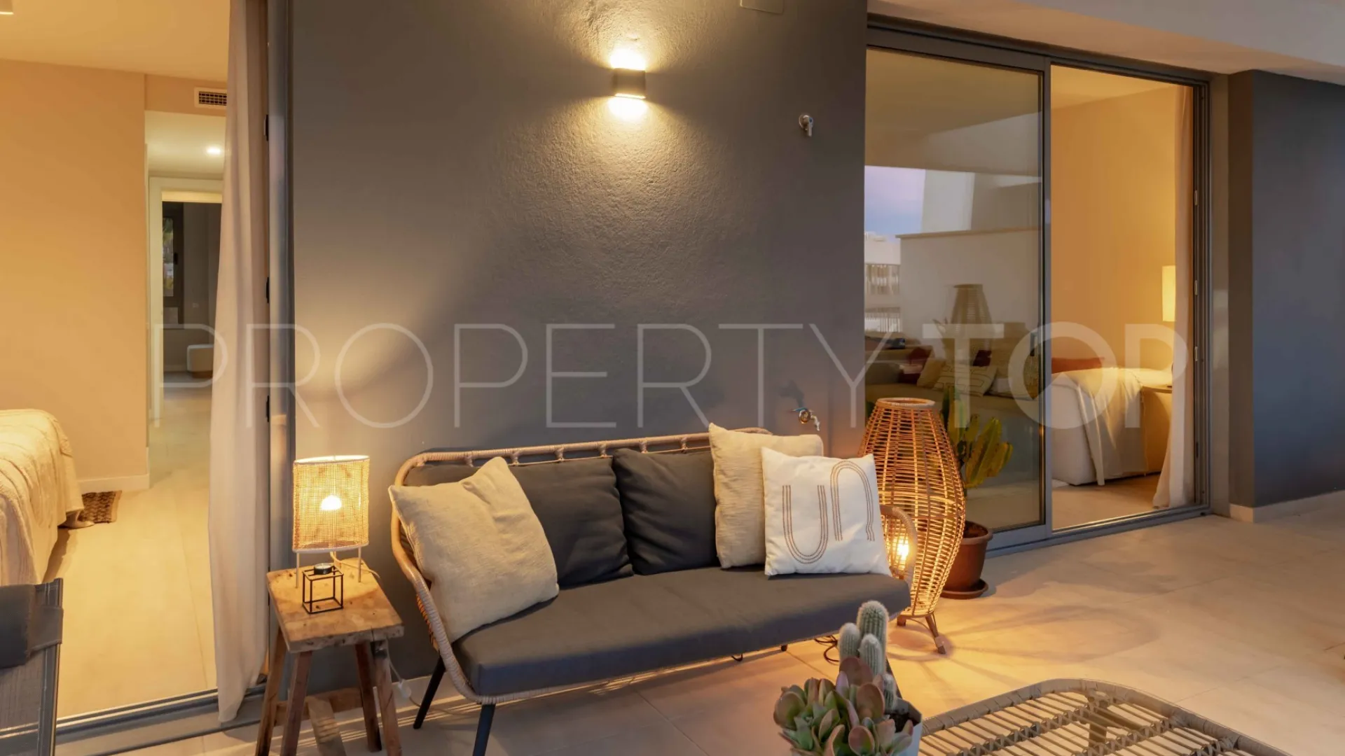 Se vende apartamento en Selwo de 3 dormitorios