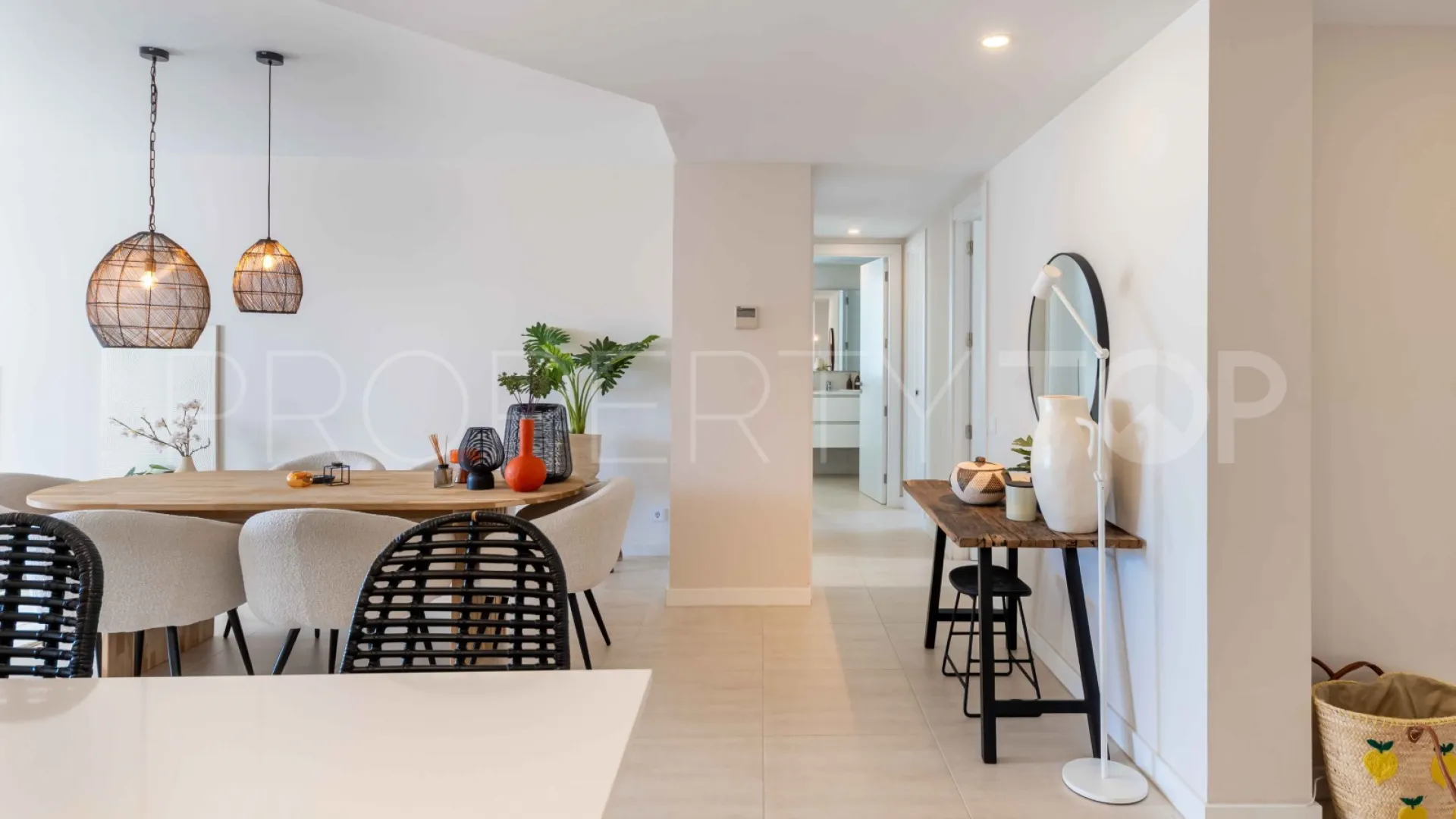 Se vende apartamento en Selwo de 3 dormitorios