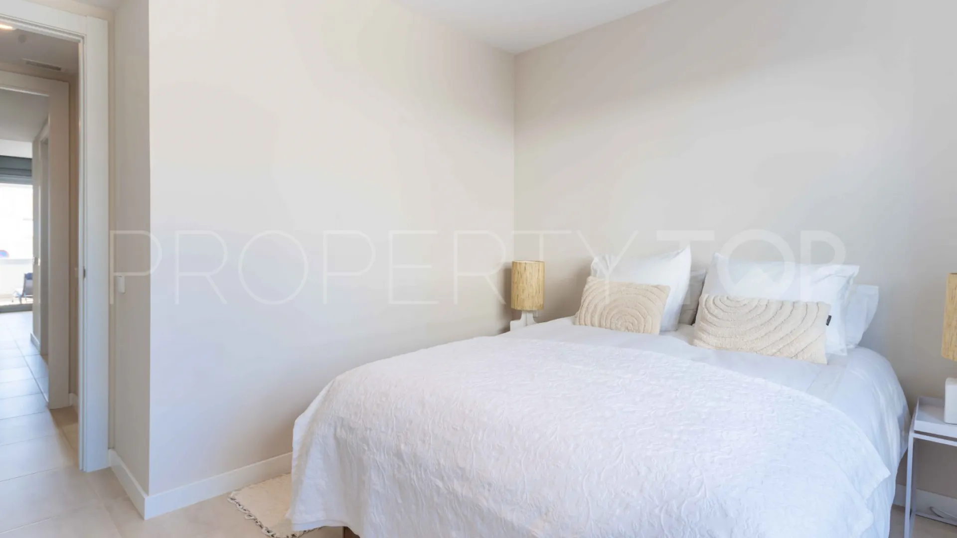 Se vende apartamento en Selwo de 3 dormitorios
