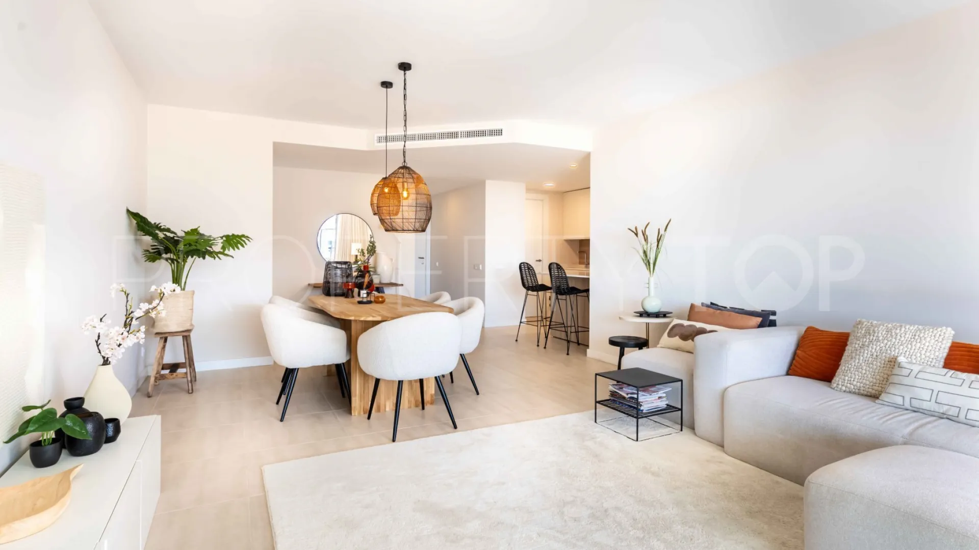 Se vende apartamento en Selwo de 3 dormitorios