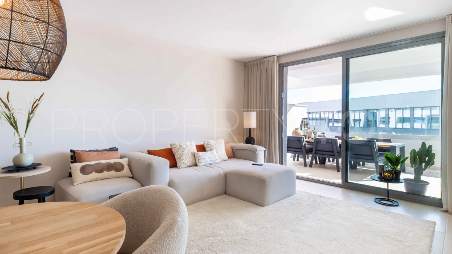 Se vende apartamento en Selwo de 3 dormitorios