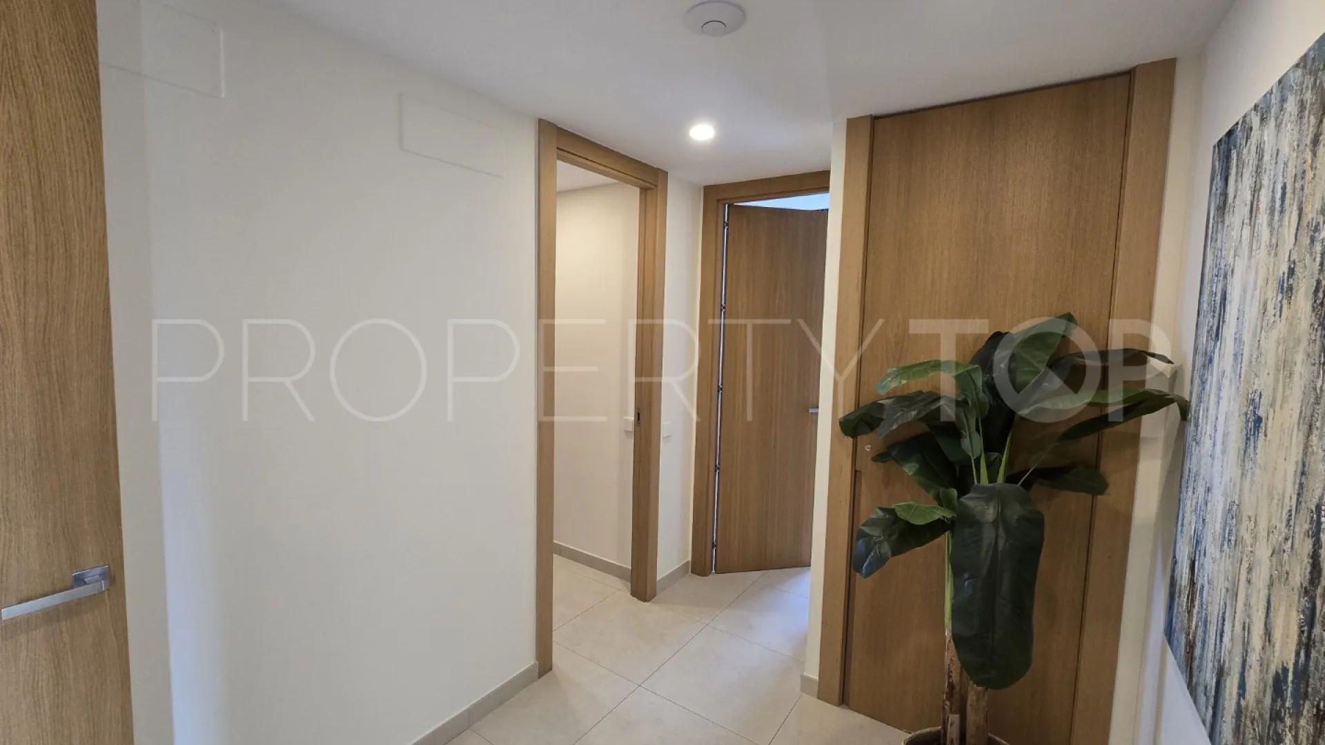 For sale Real de La Quinta ground floor apartment with 3 bedrooms