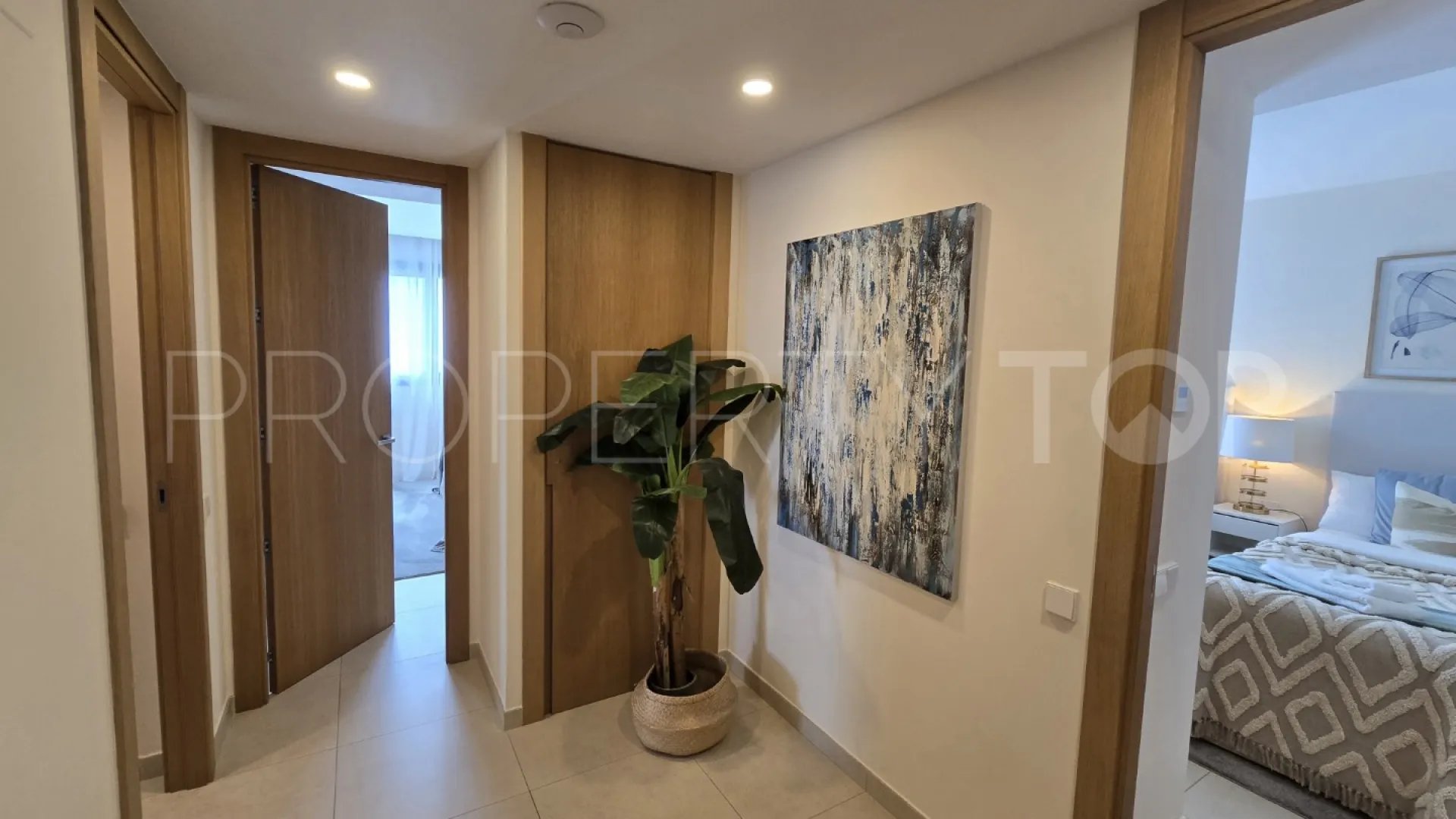 For sale Real de La Quinta ground floor apartment with 3 bedrooms