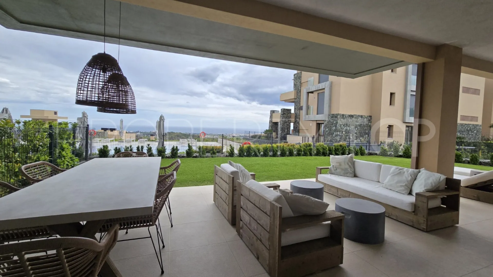 For sale Real de La Quinta ground floor apartment with 3 bedrooms