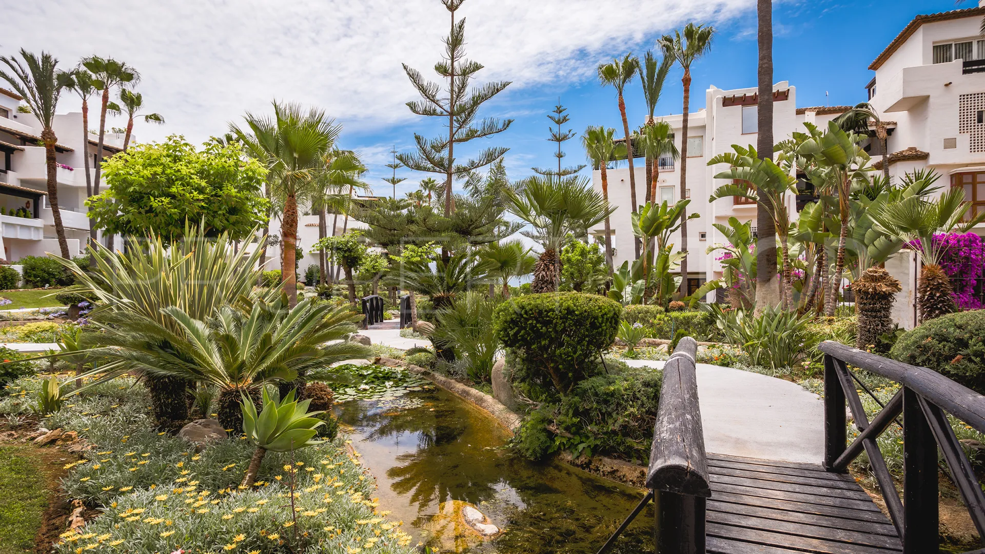For sale apartment in Marina Puente Romano