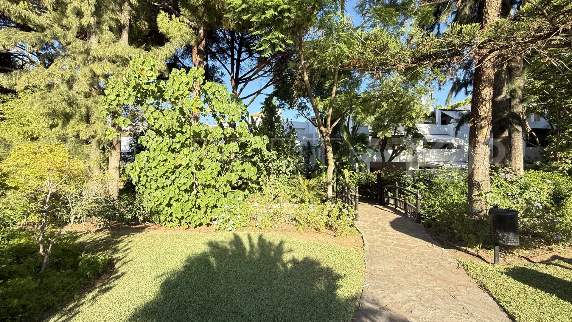 Se vende Ático en Guadalmina Baja
