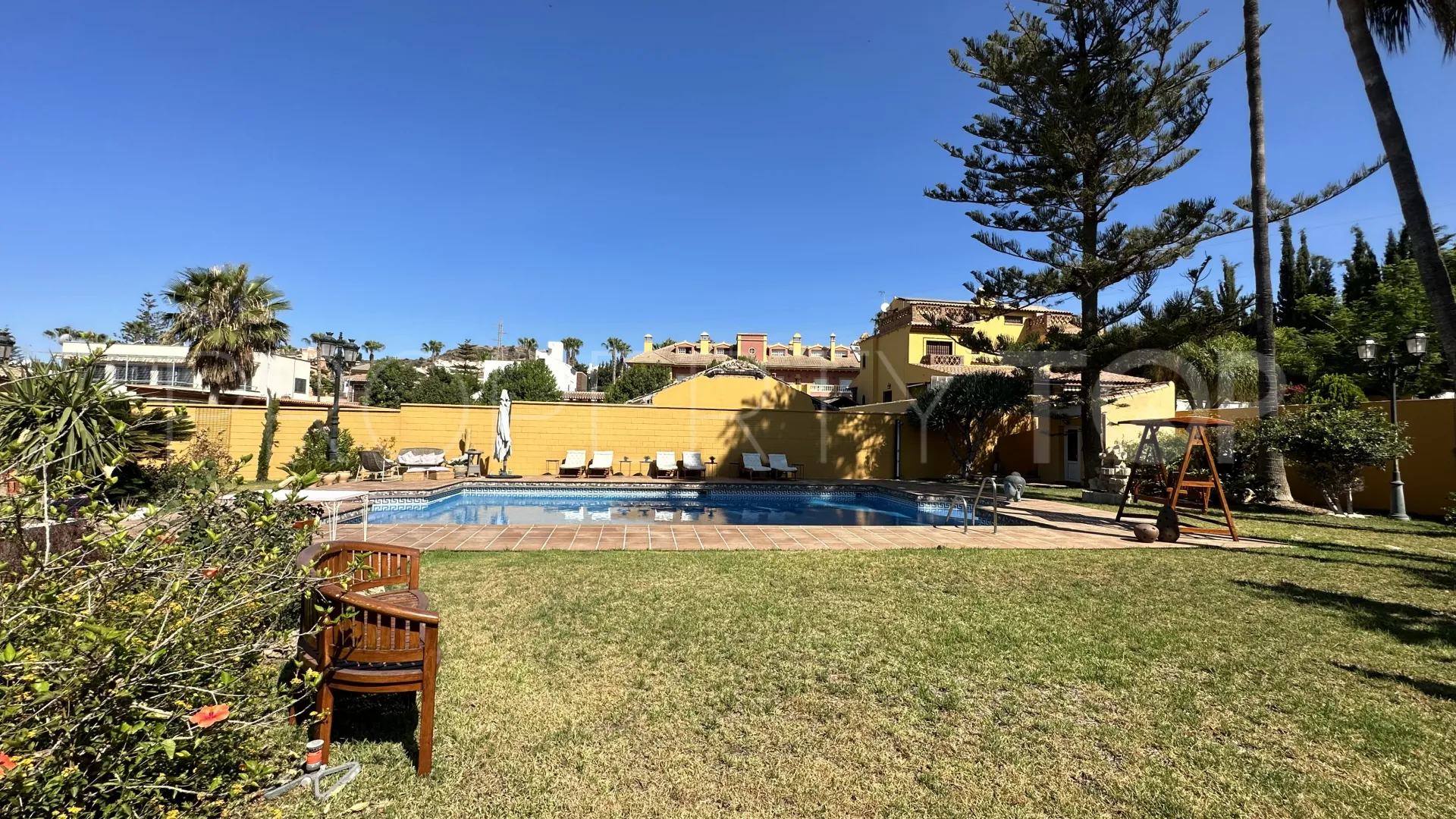 Villa en venta en Rincon de la Victoria
