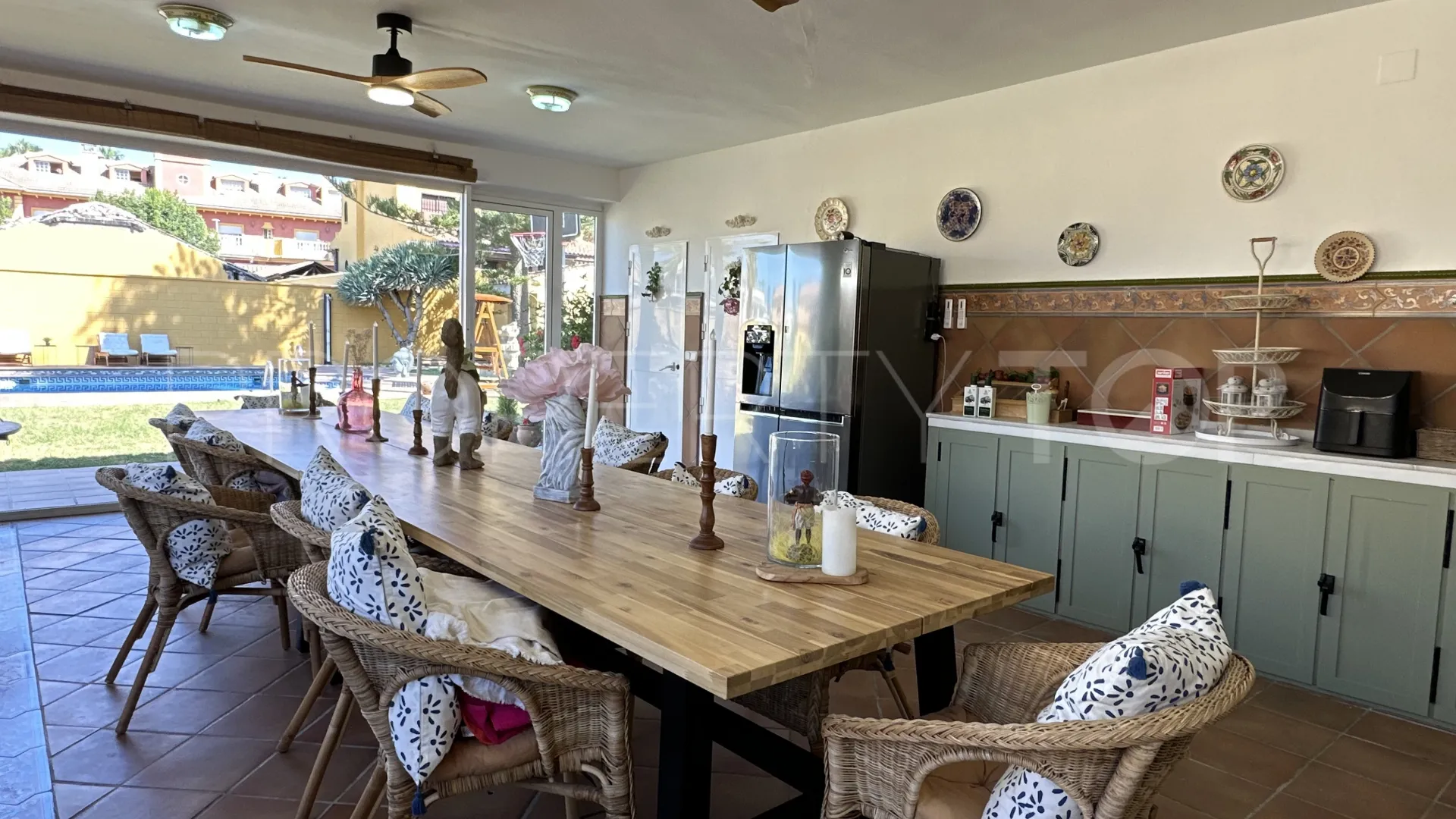 Villa en venta en Rincon de la Victoria