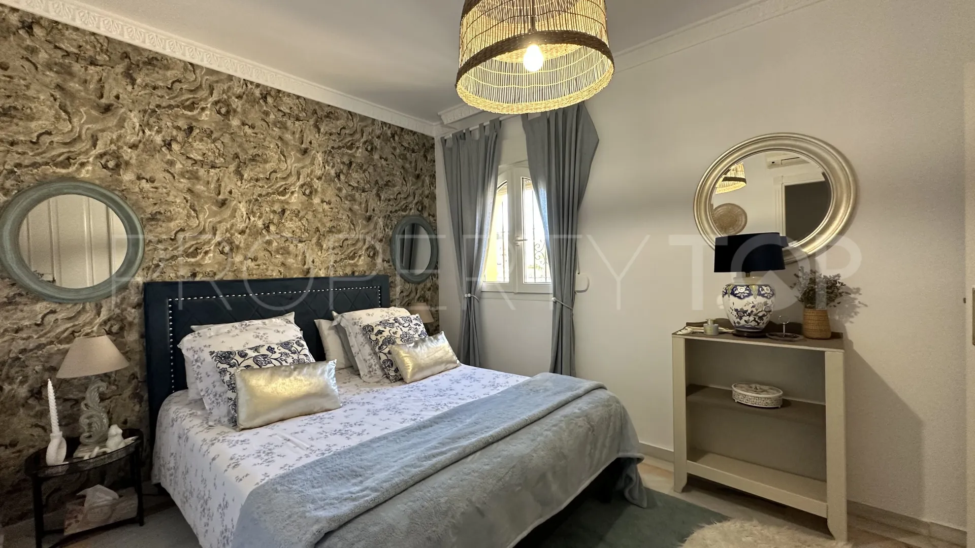 Villa en venta en Rincon de la Victoria
