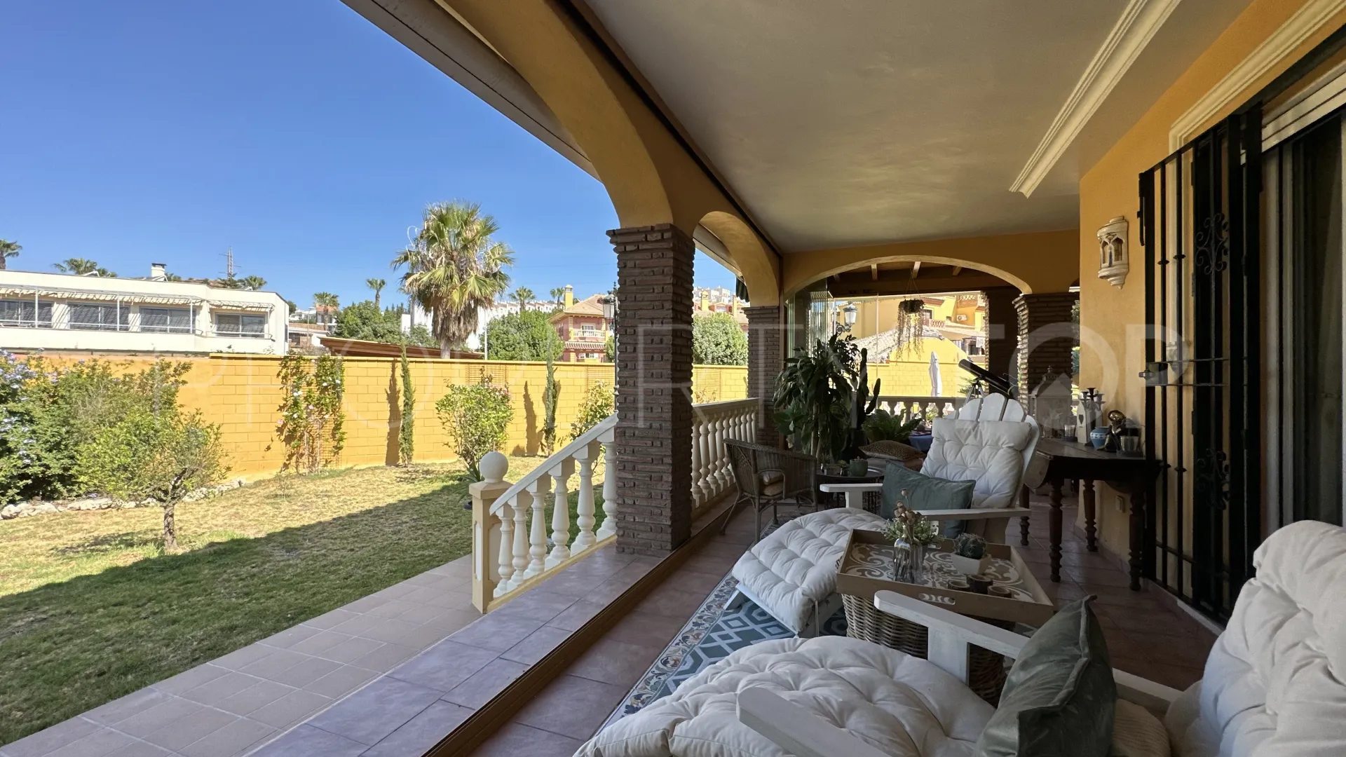 Villa en venta en Rincon de la Victoria