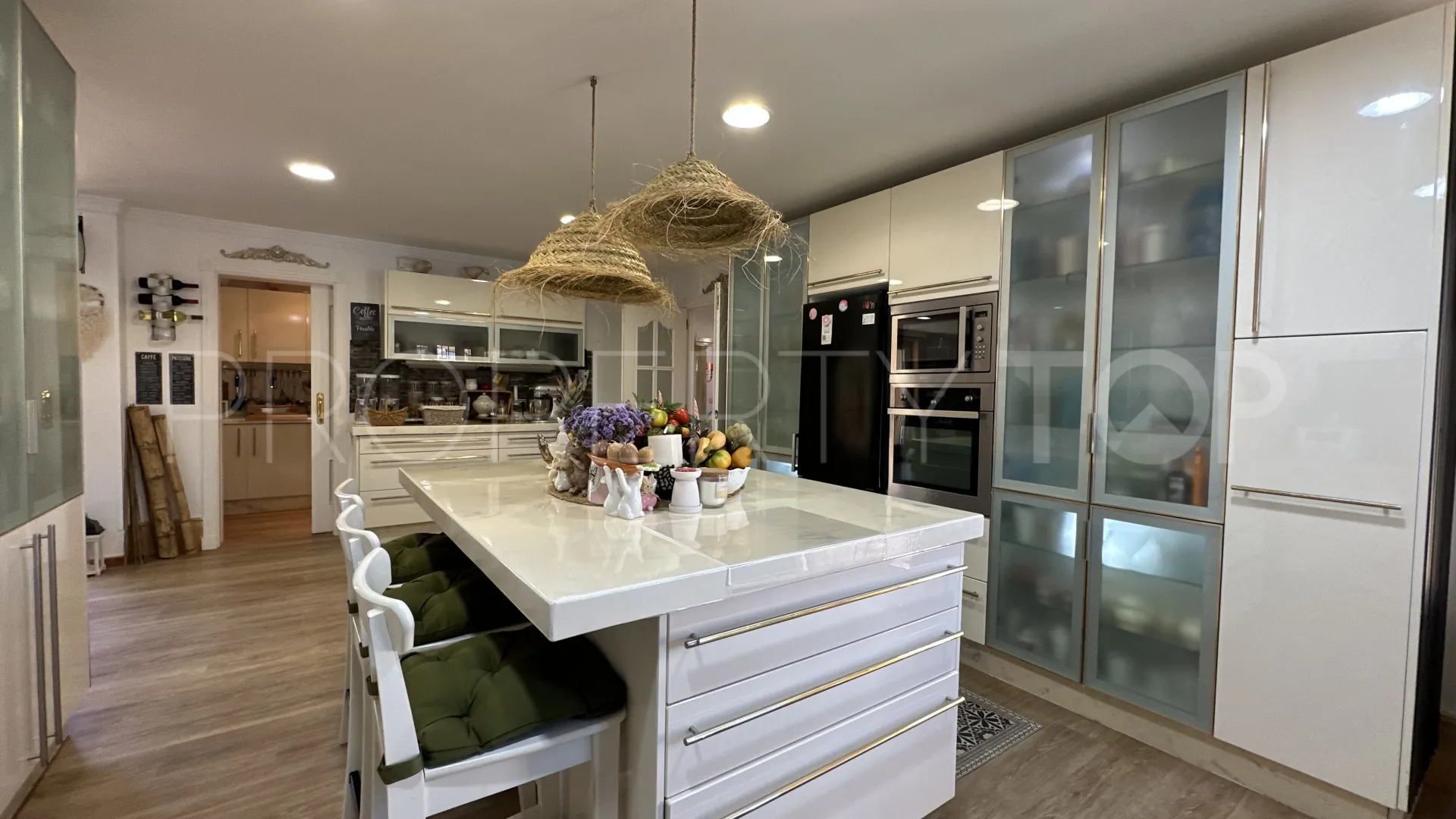 Villa en venta en Rincon de la Victoria