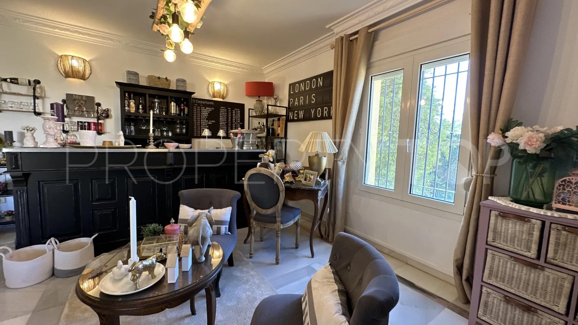 Villa en venta en Rincon de la Victoria
