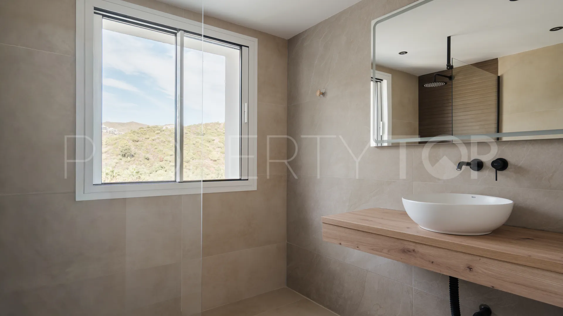 La Quinta 3 bedrooms penthouse for sale