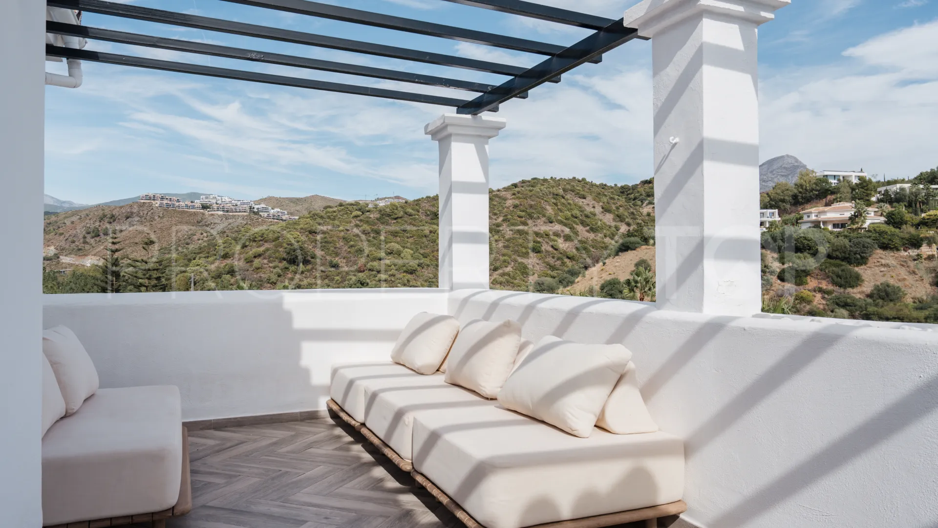 La Quinta 3 bedrooms penthouse for sale