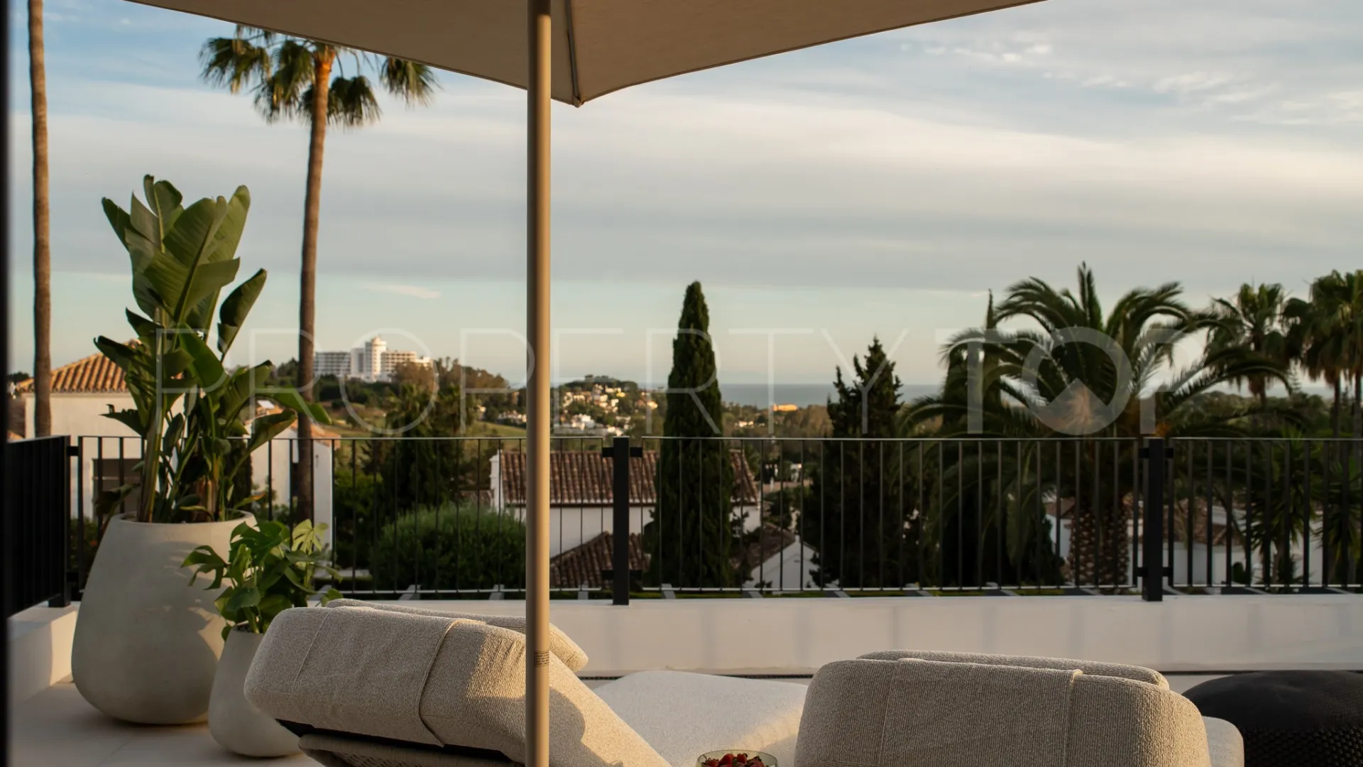 Comprar villa en Los Altos del Paraiso con 4 dormitorios