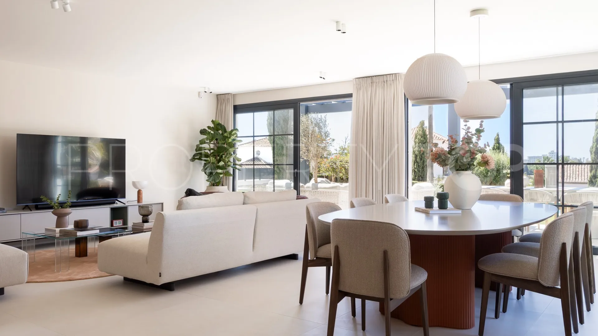 Comprar villa en Los Altos del Paraiso con 4 dormitorios