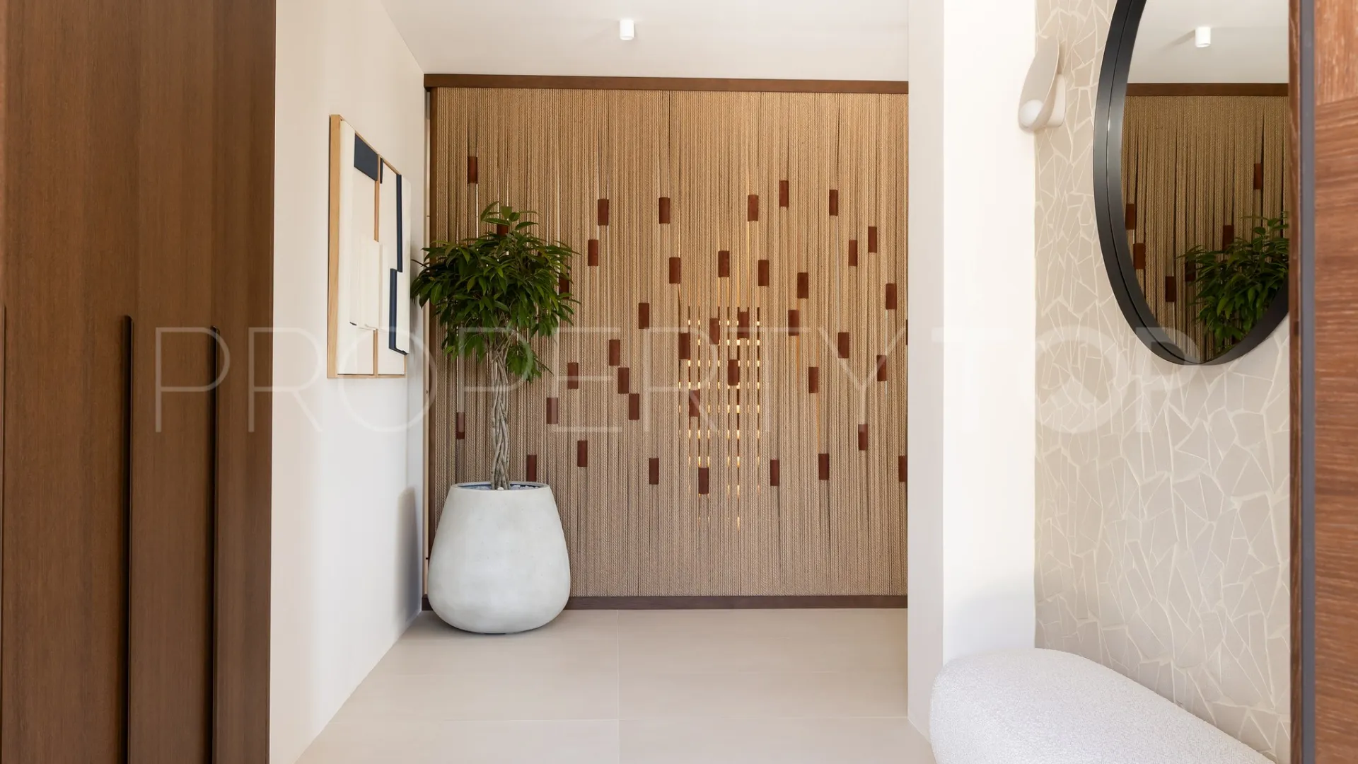 Comprar villa en Los Altos del Paraiso con 4 dormitorios