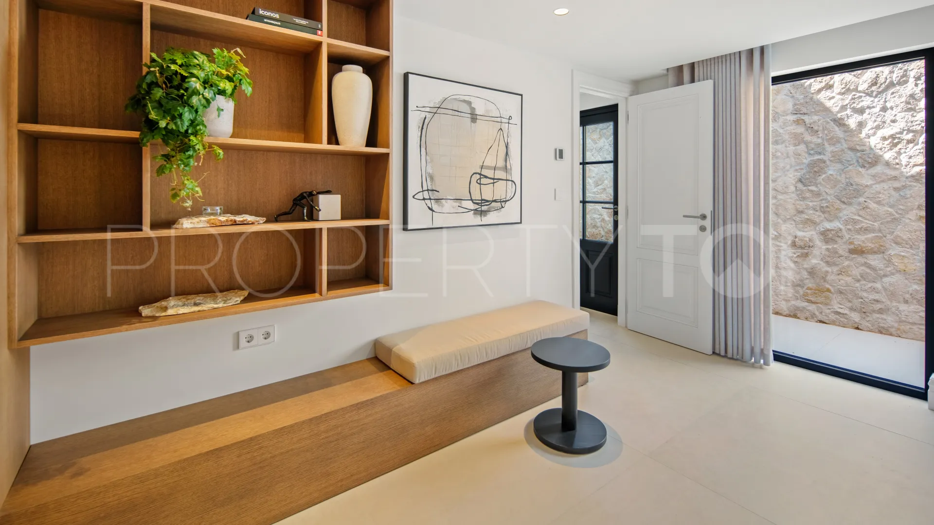 For sale Nueva Andalucia 4 bedrooms villa