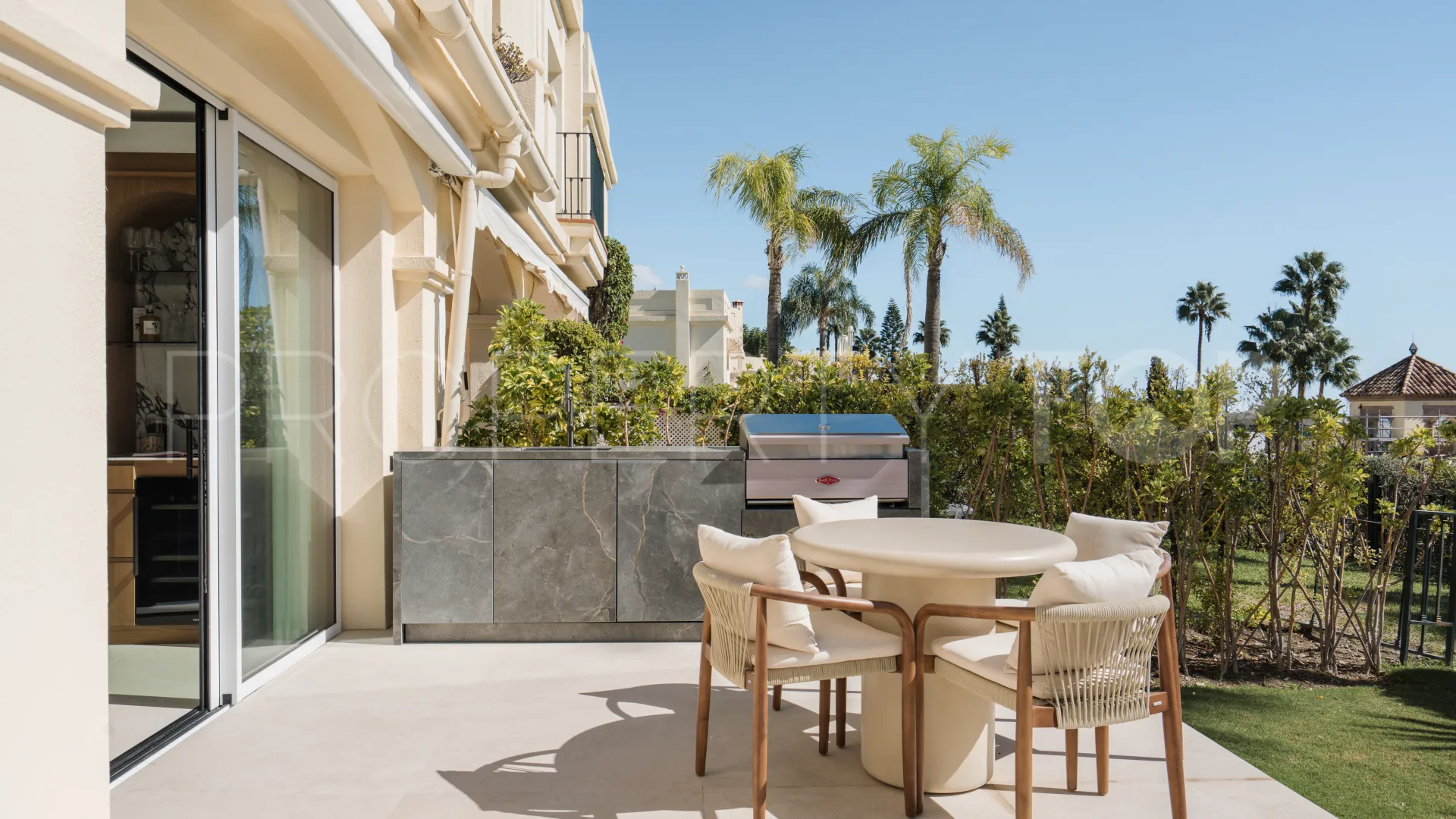 For sale town house with 4 bedrooms in La Quinta Hills