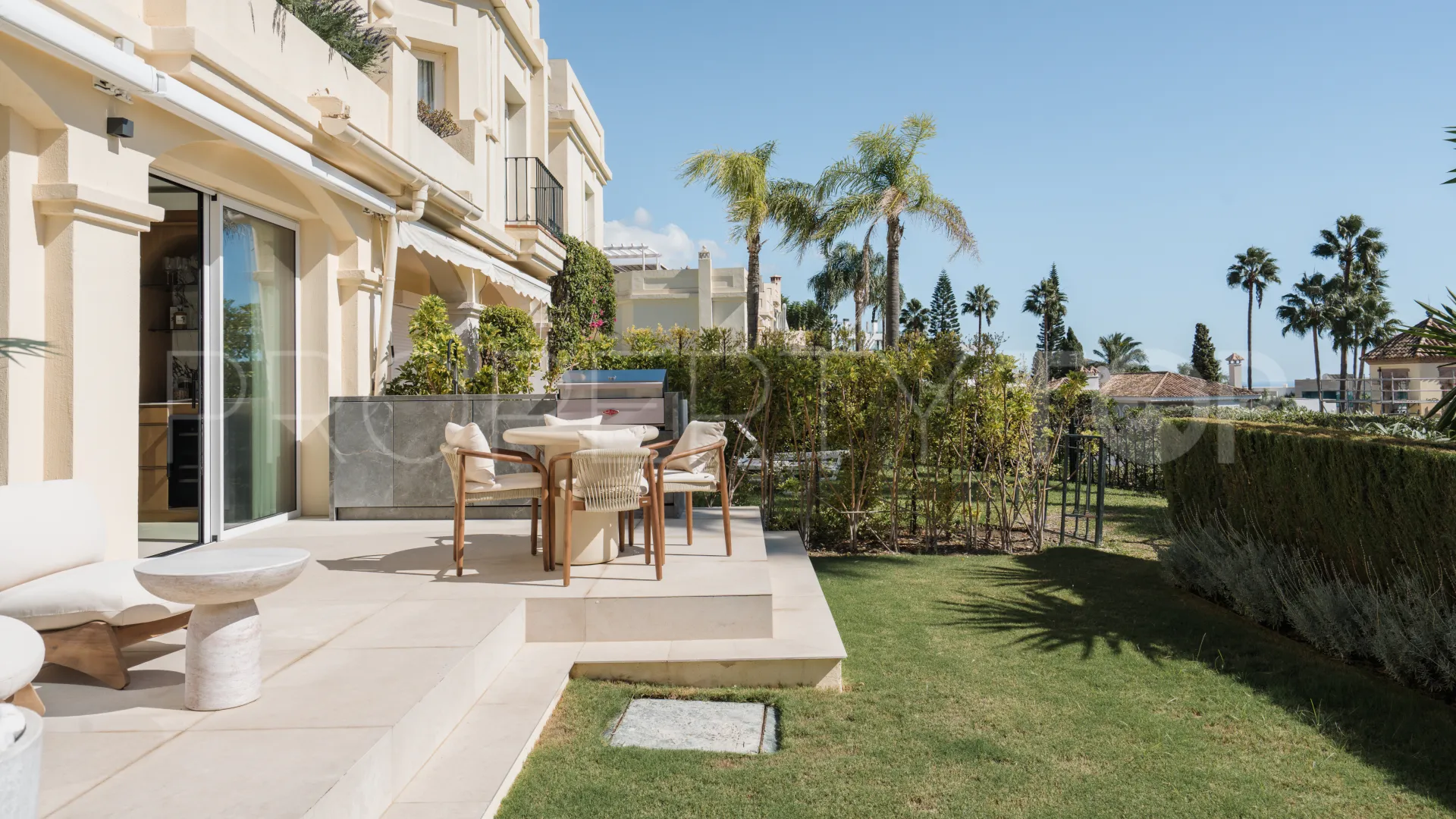 For sale town house with 4 bedrooms in La Quinta Hills