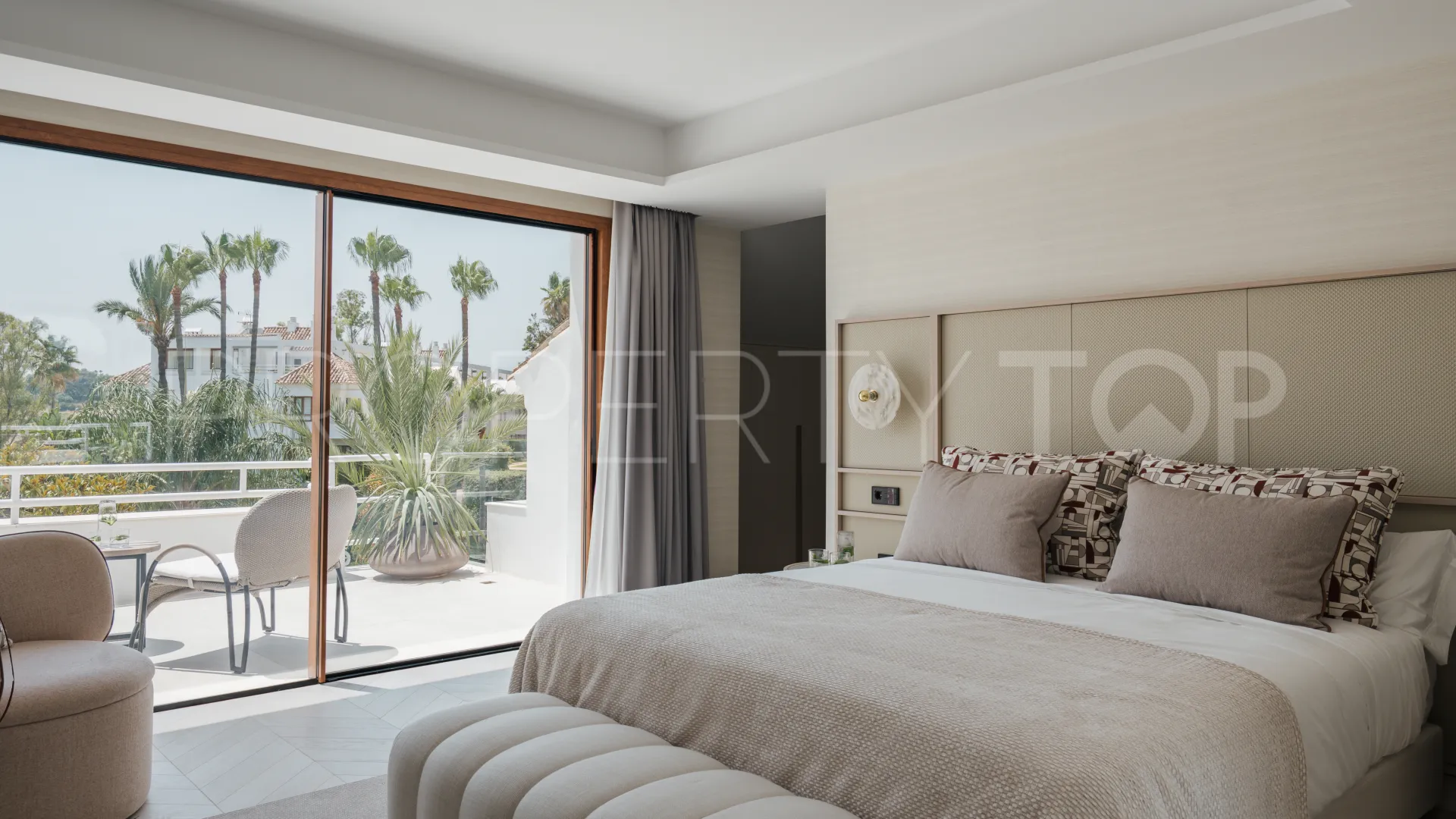 Alcores del Golf, duplex planta baja con 4 dormitorios en venta