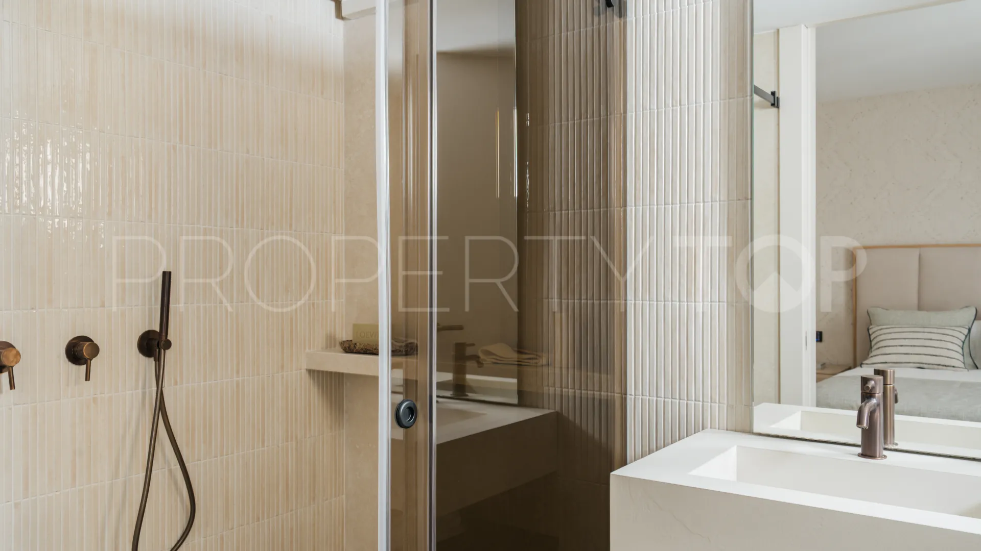 Alcores del Golf, duplex planta baja con 4 dormitorios en venta