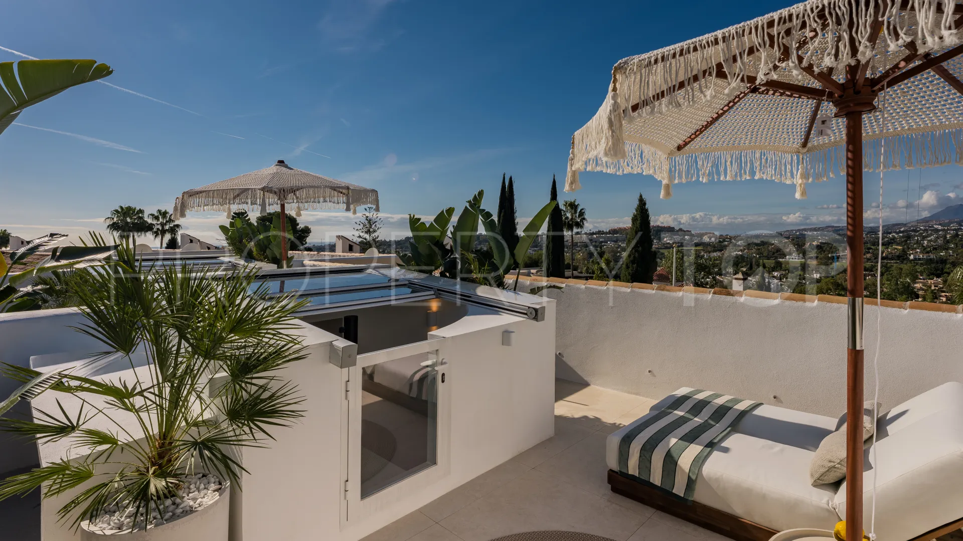 Nueva Andalucia 3 bedrooms town house for sale