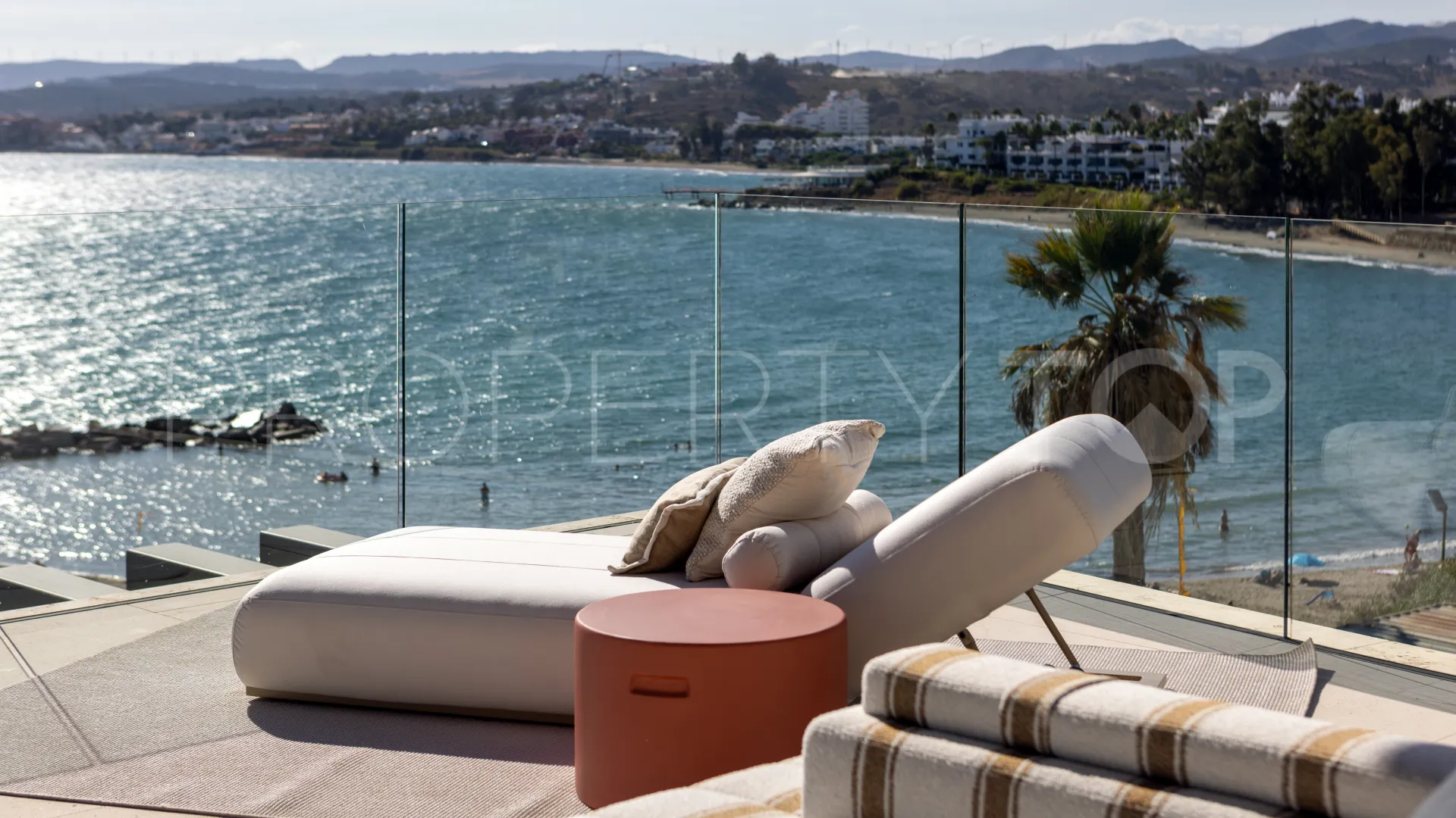 3 bedrooms apartment in Estepona Town for sale