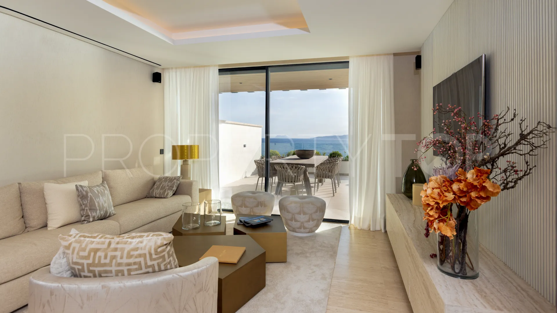3 bedrooms apartment in Estepona Town for sale