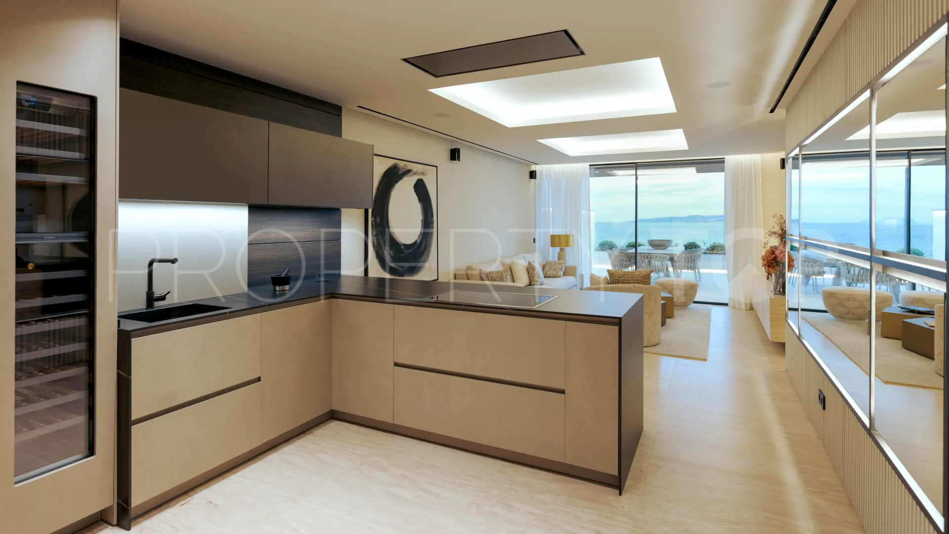 3 bedrooms apartment in Estepona Town for sale